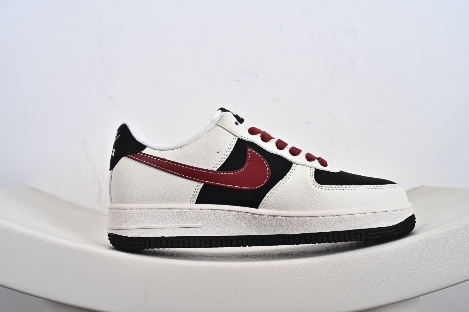 240 Bape x Nike Air Force 1 米黑拼接酒红 QW5836-007-Chinese UA Cheap High Quatity Brand Clothes Bags handbags Sneakers wholesale wholesaler seller from China Factory suppliers Fashion Clothing Shoes best Quality Beautiful Price 240 Bape x Nike Air Force 1 米黑拼接酒红 QW5836-007