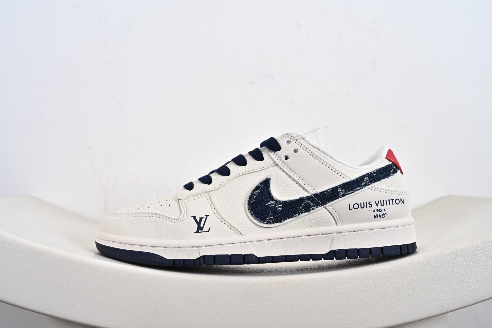 240 海外爆款限量发售!Nike SB Dunk Low“ 采用当下最流行缝线工艺 夏季百搭爆款 JP1628-025-Chinese UA Cheap High Quatity Brand Clothes Bags handbags Sneakers wholesale wholesaler seller from China Factory suppliers Fashion Clothing Shoes best Quality Beautiful Price 240 海外爆款限量发售!Nike SB Dunk Low“ 采用当下最流行缝线工艺 夏季百搭爆款 JP1628-025