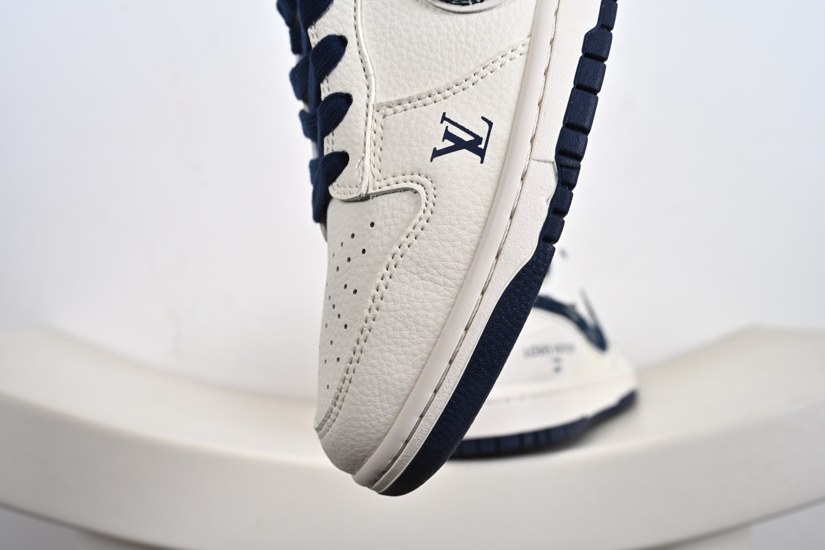 240 海外爆款限量发售!Nike SB Dunk Low“ 采用当下最流行缝线工艺 夏季百搭爆款 JP1628-025-Chinese UA Cheap High Quatity Brand Clothes Bags handbags Sneakers wholesale wholesaler seller from China Factory suppliers Fashion Clothing Shoes best Quality Beautiful Price 240 海外爆款限量发售!Nike SB Dunk Low“ 采用当下最流行缝线工艺 夏季百搭爆款 JP1628-025