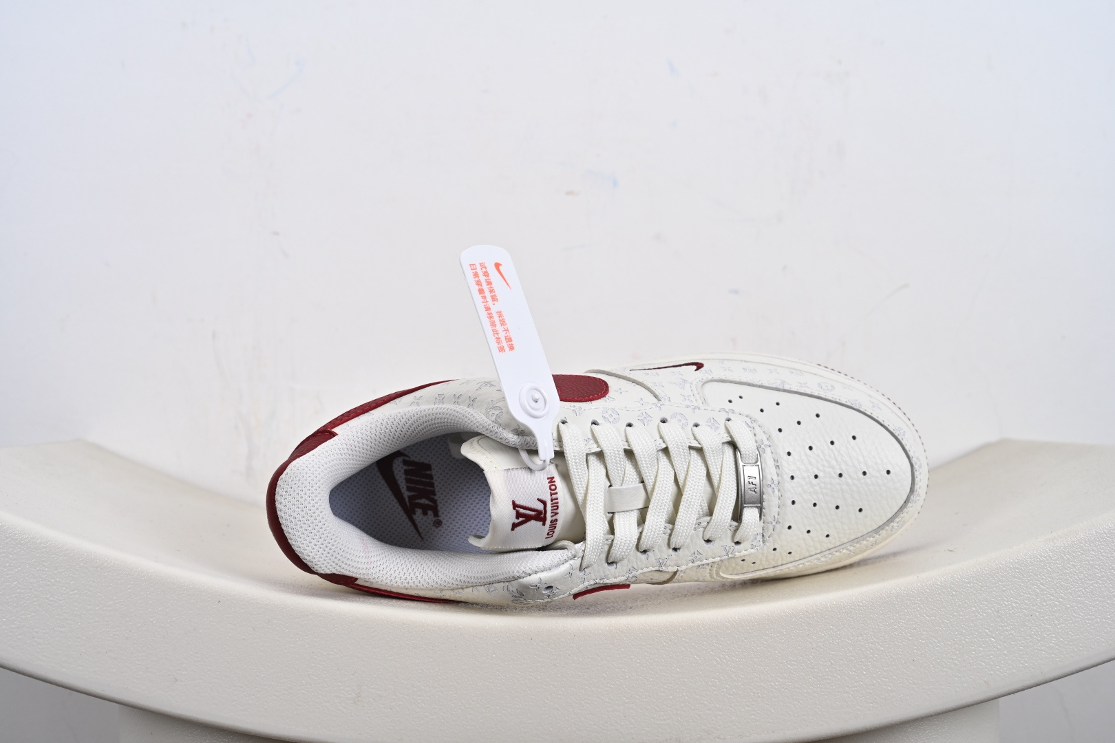 240 Nike Air Force 1 Low SC9207-529