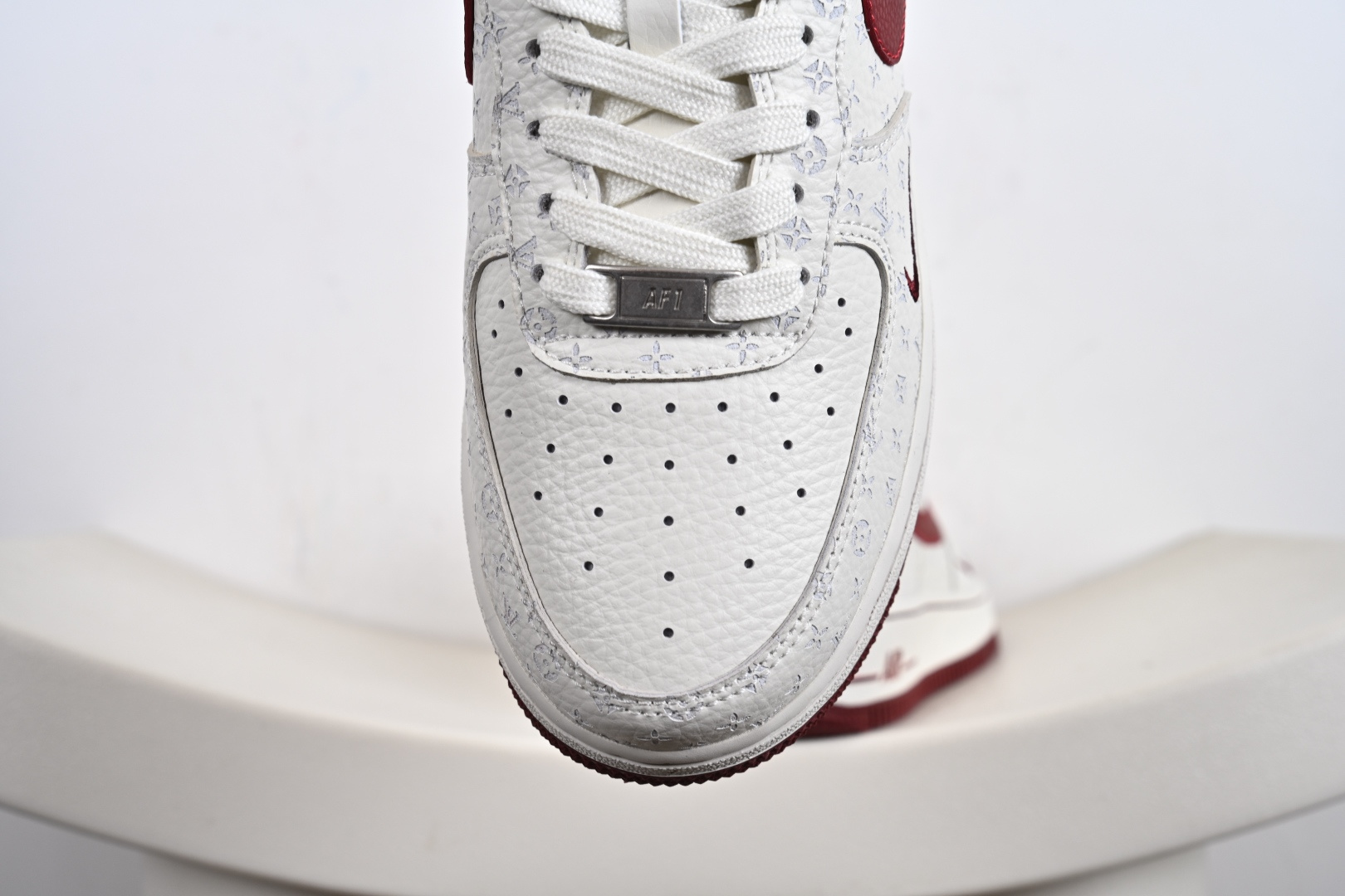 240 Nike Air Force 1 Low SC9207-529