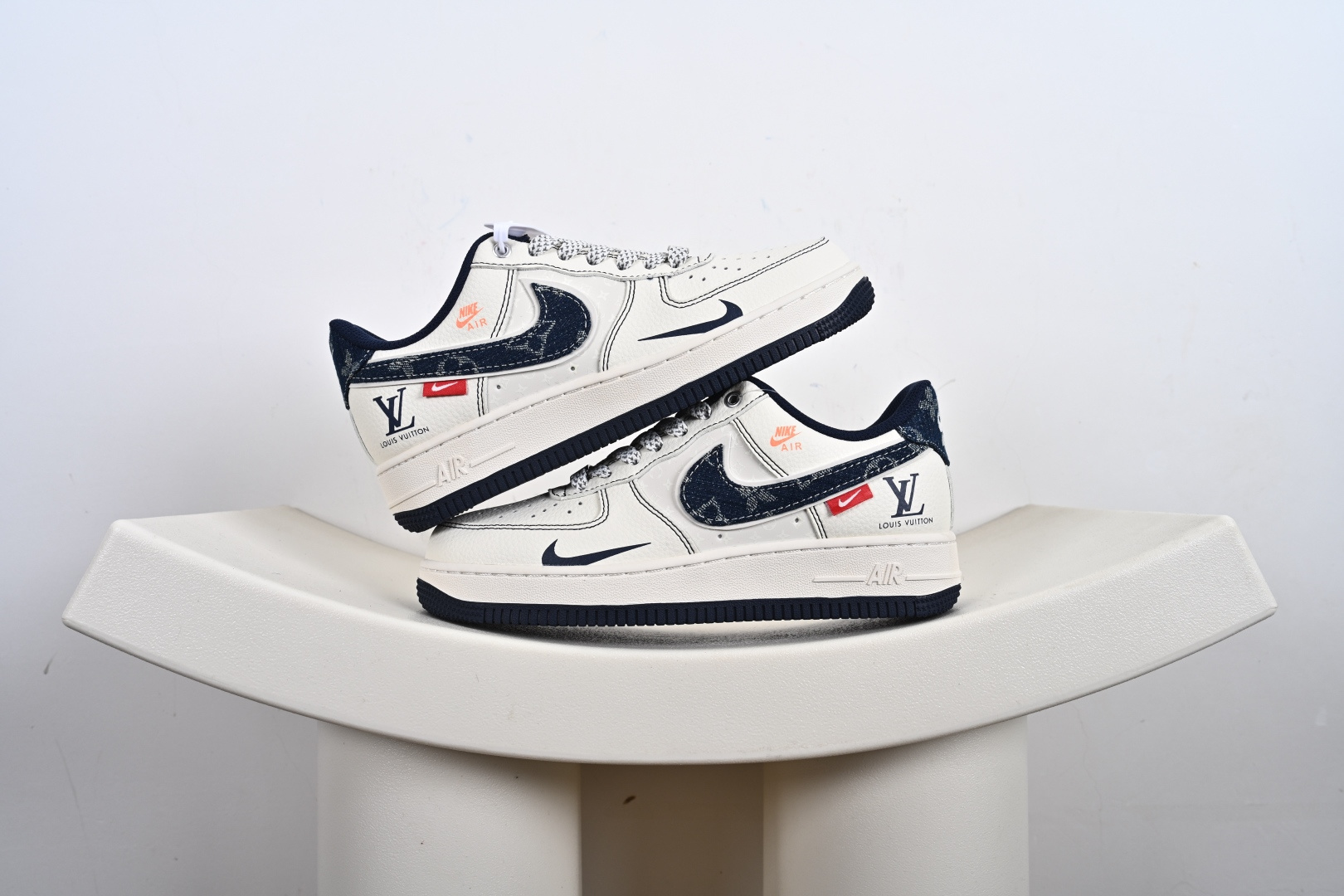 240 空军 低帮 休闲鞋 折边针车 工艺难度大 原楦头原纸板 原装鞋盒 定制五金配件 内置全掌气垫 原厂鞋底 XX3168-147