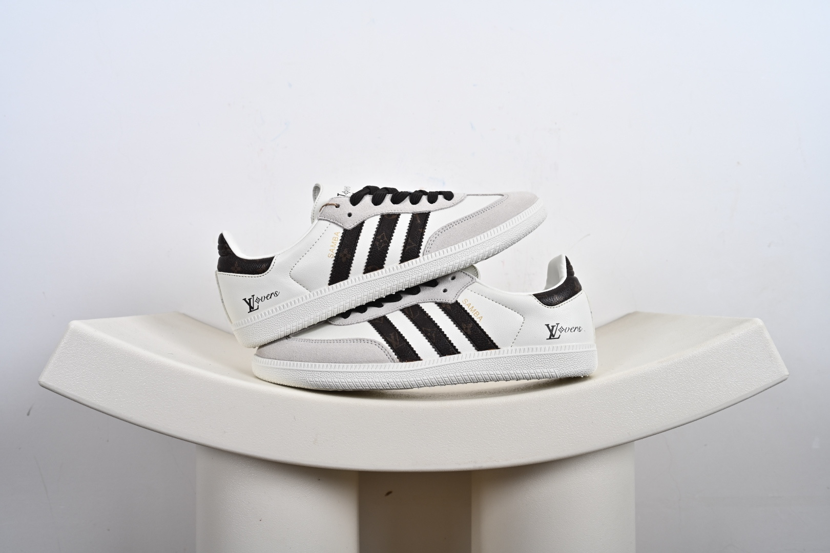 200 adidas SAMBA OG 德训鞋 高端定制桑巴系列 XR005