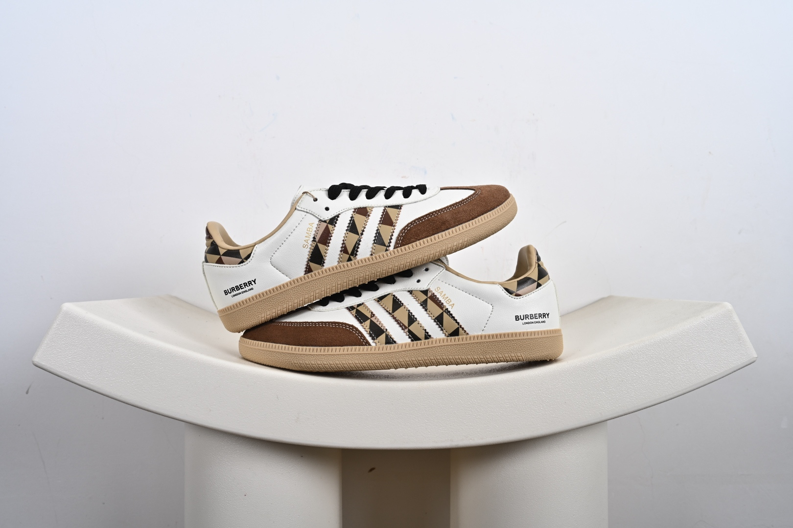 200 adidas SAMBA OG 德训鞋 高端定制桑巴系列 XR005