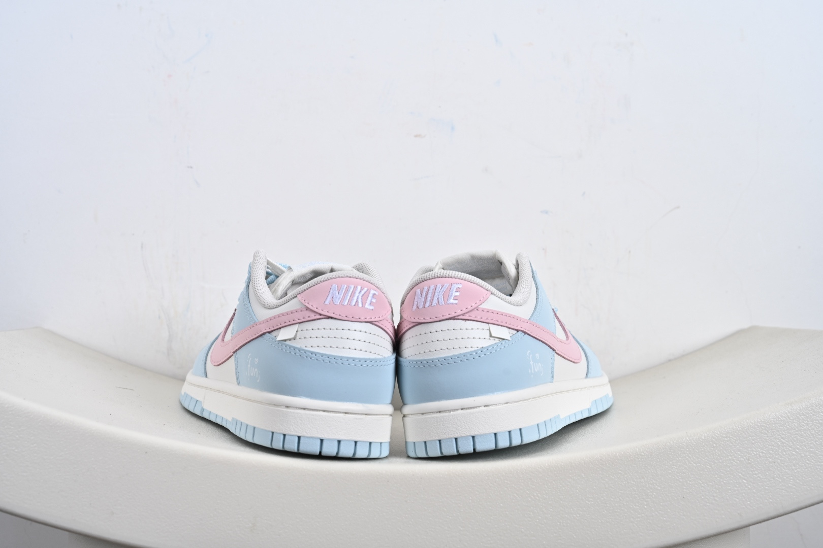 240 Nike Dunk Low 仙桃苏打 此款从夏日苏打水的清甜中汲取灵感 BP0508-034-Chinese UA Cheap High Quatity Brand Clothes Bags handbags Sneakers wholesale wholesaler seller from China Factory suppliers Fashion Clothing Shoes best Quality Beautiful Price 240 Nike Dunk Low 仙桃苏打 此款从夏日苏打水的清甜中汲取灵感 BP0508-034