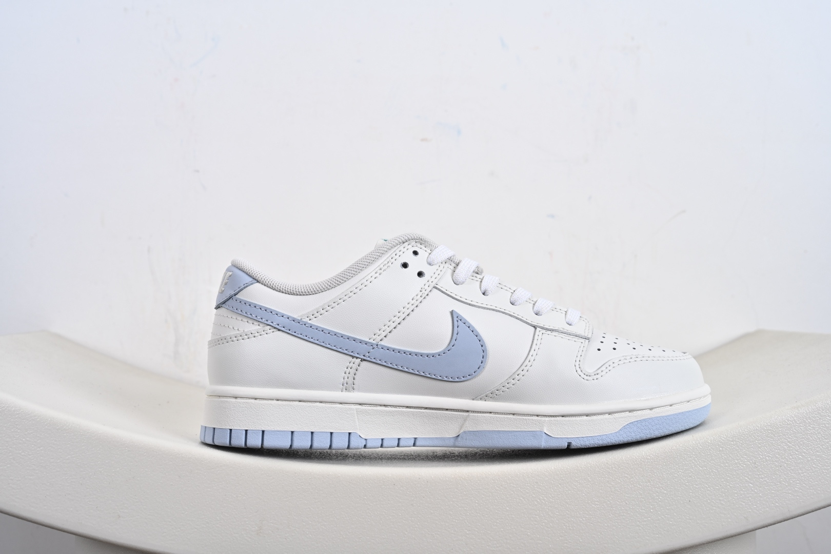 240 Nike SB Dunk Low ”Just Do It” 周年高端定制 低帮休闲板鞋 WB0510-067-Chinese UA Cheap High Quatity Brand Clothes Bags handbags Sneakers wholesale wholesaler seller from China Factory suppliers Fashion Clothing Shoes best Quality Beautiful Price 240 Nike SB Dunk Low ”Just Do It” 周年高端定制 低帮休闲板鞋 WB0510-067