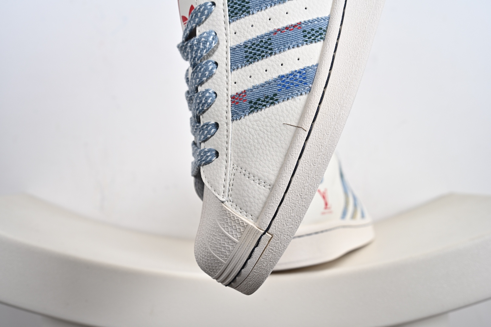 220 阿迪达斯Adidas三叶草 Originals Superstar贝壳头系列低帮经典百搭休闲运动板鞋 HD2203