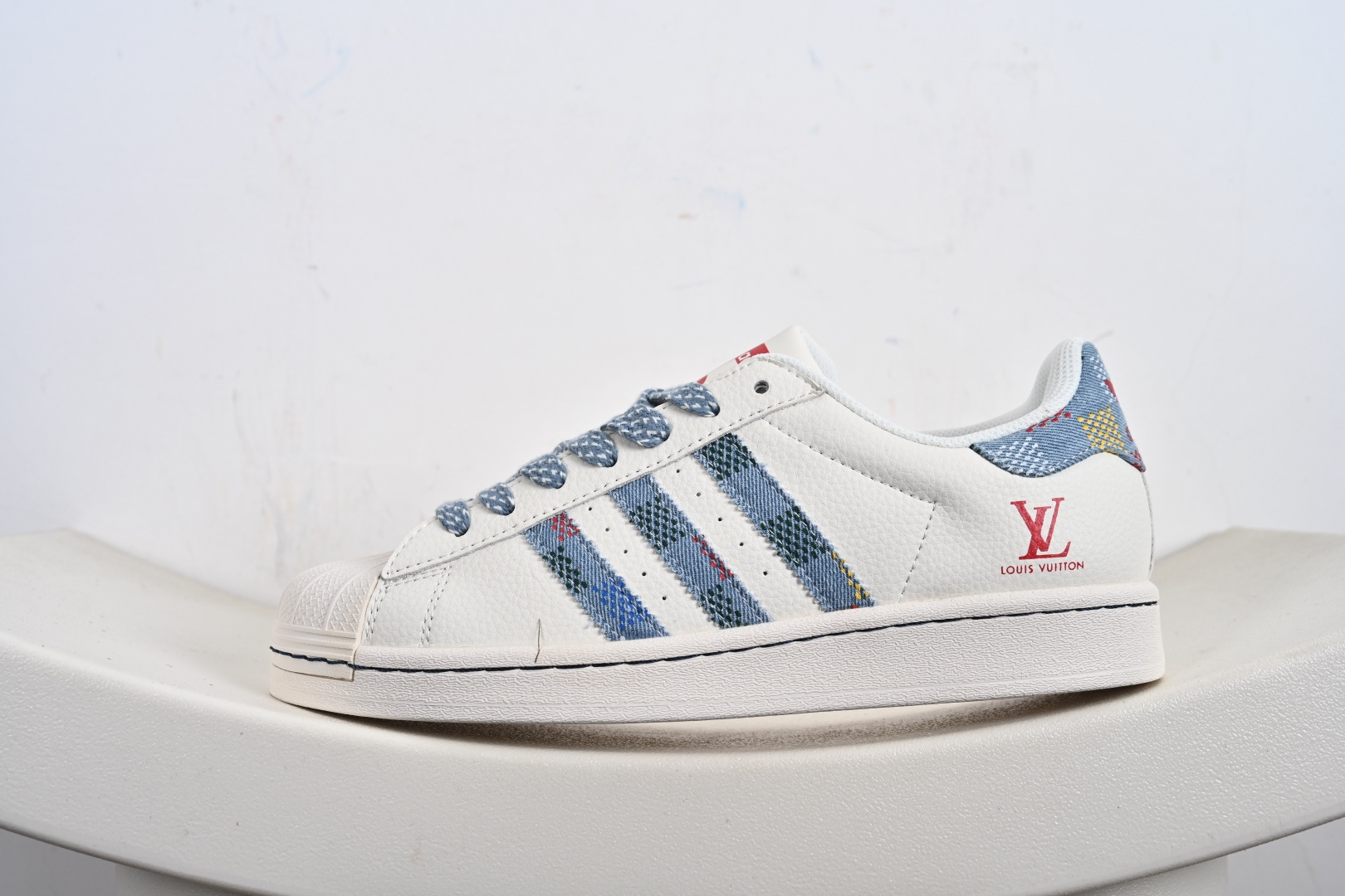 220 阿迪达斯Adidas三叶草 Originals Superstar贝壳头系列低帮经典百搭休闲运动板鞋 HD2203