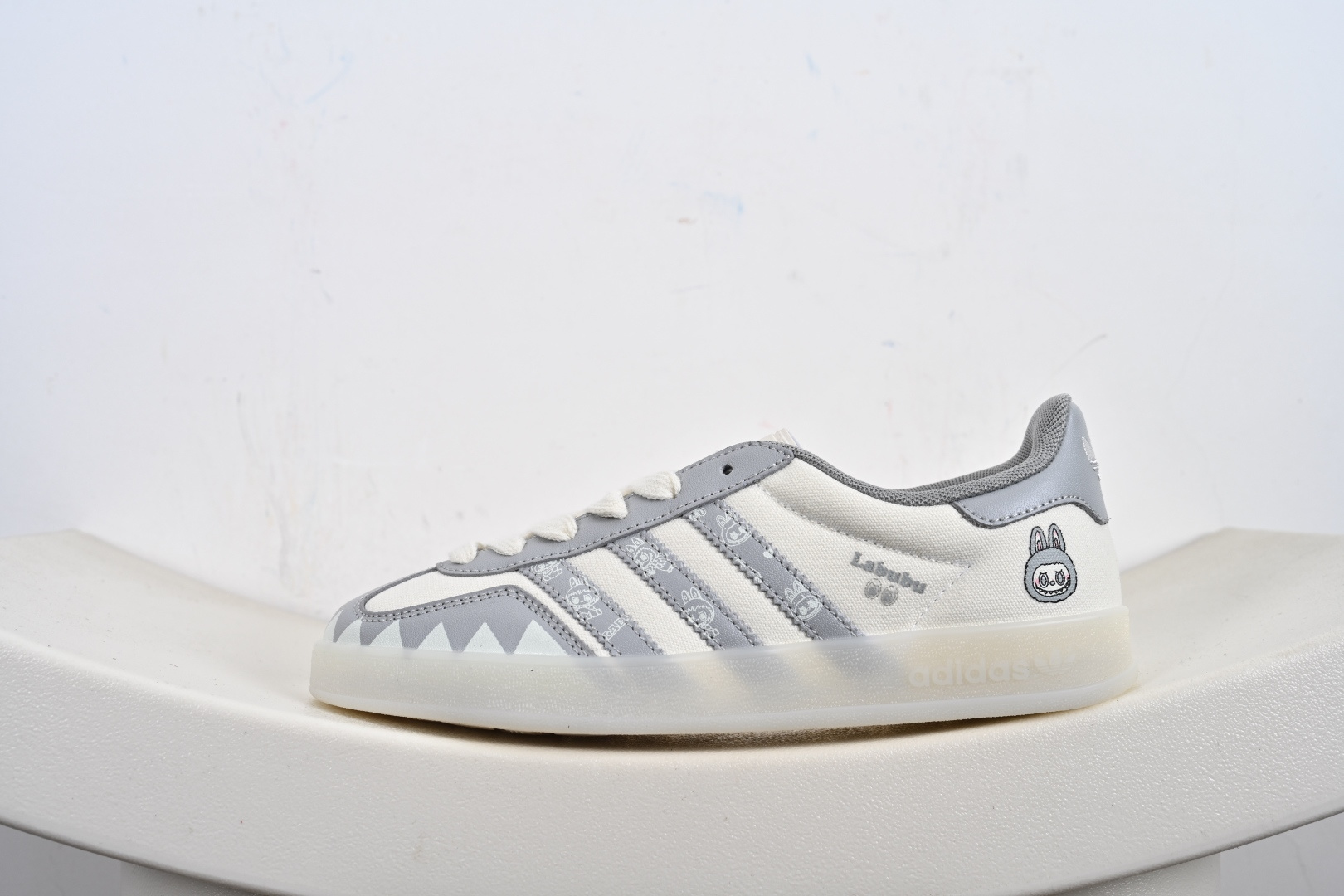 240 阿迪/adidas team court LV 浮夸的日韩版面与鞋底 颜值爆棚 开学季不撞鞋 DM1234-001