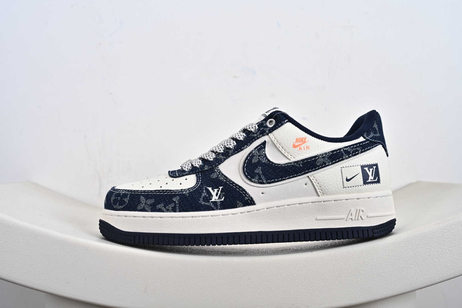 240 海外限量发售！ 空军 低帮 休闲鞋 折边针车 工艺难度大 KB1688-003 YX5066-355