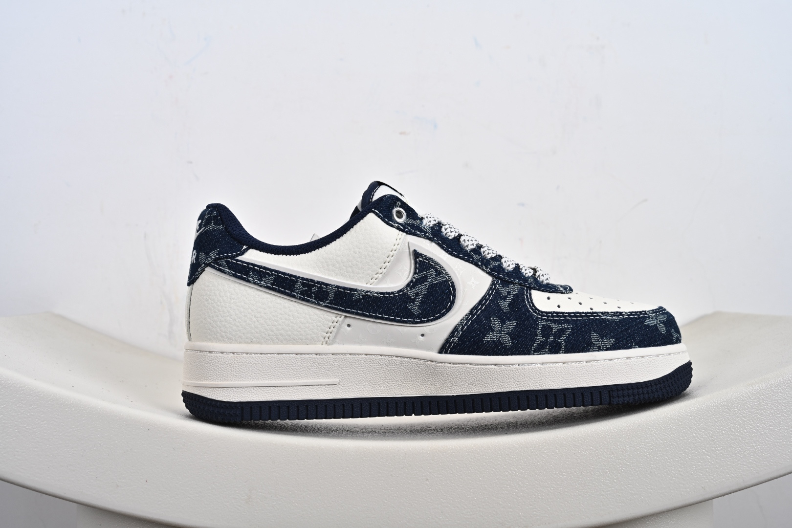 240 海外限量发售！ 空军 低帮 休闲鞋 折边针车 工艺难度大 KB1688-003 YX5066-355