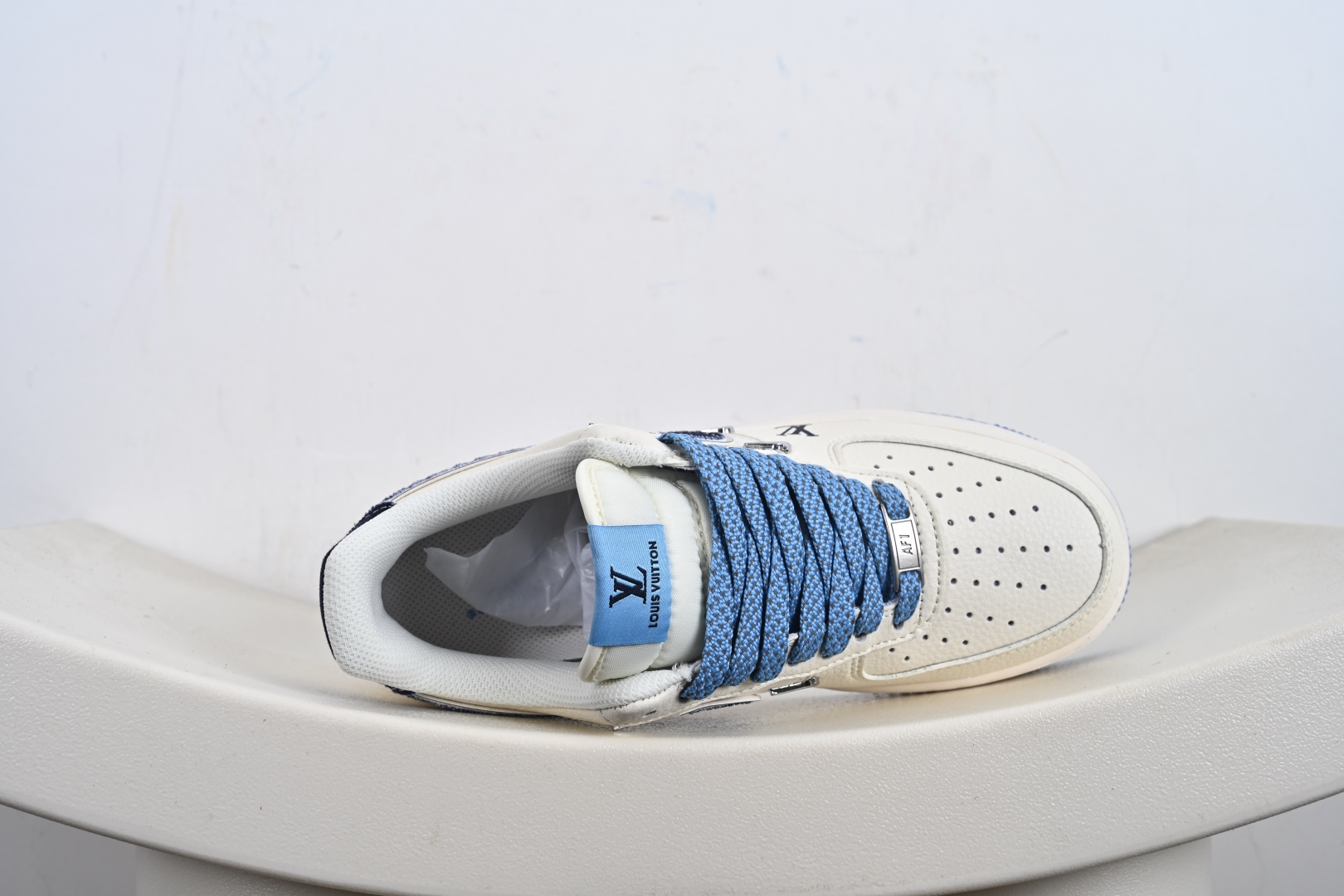 240 定制版 NIke Air Force 1 '07 Low “LV联名——米蓝四勾”空军一号 低帮 运动鞋 XS2869-003