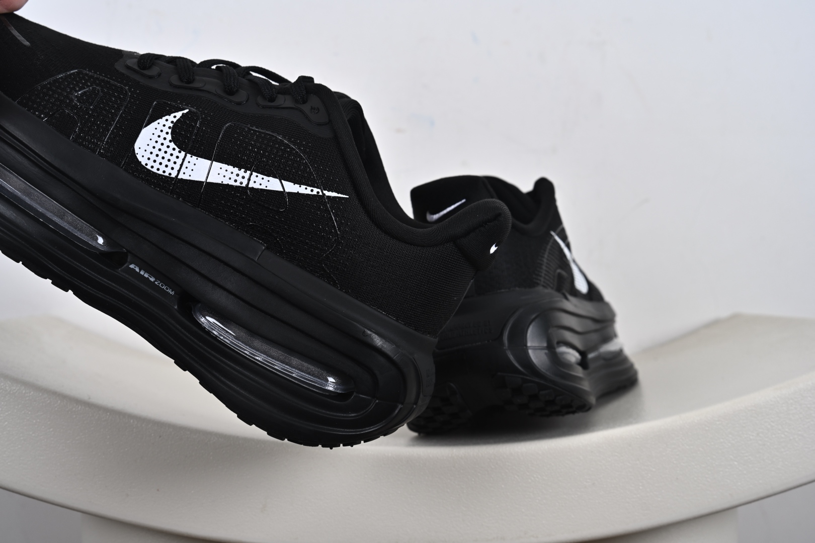 Nike ZOOM PREMIUM 耐克 飞马 舒适减震防滑 FN8453-011