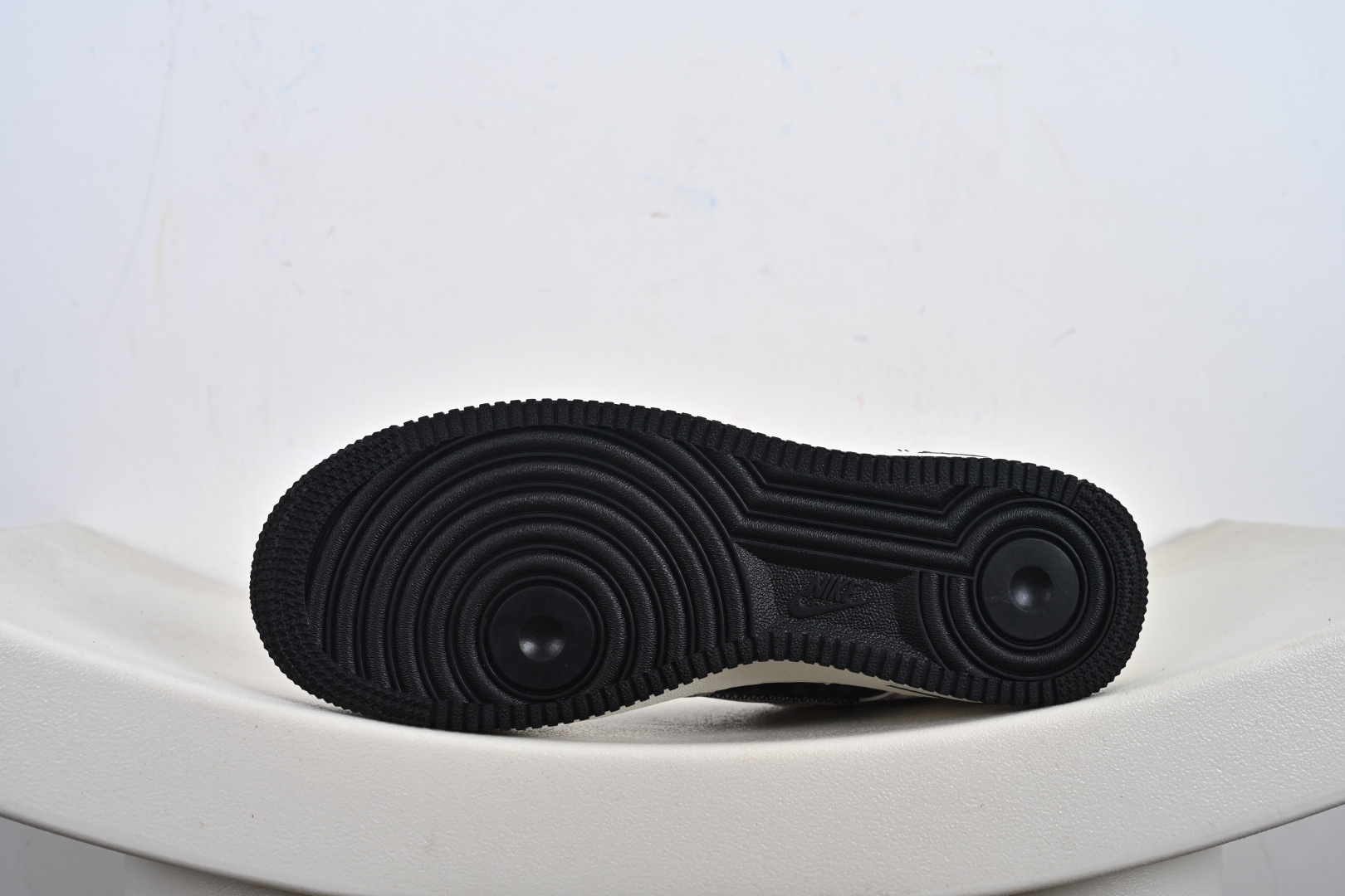 NIke Air Force 1 '07 Low LV联名--格纹雾灰 空军一号低帮 运动鞋 SC0601-562