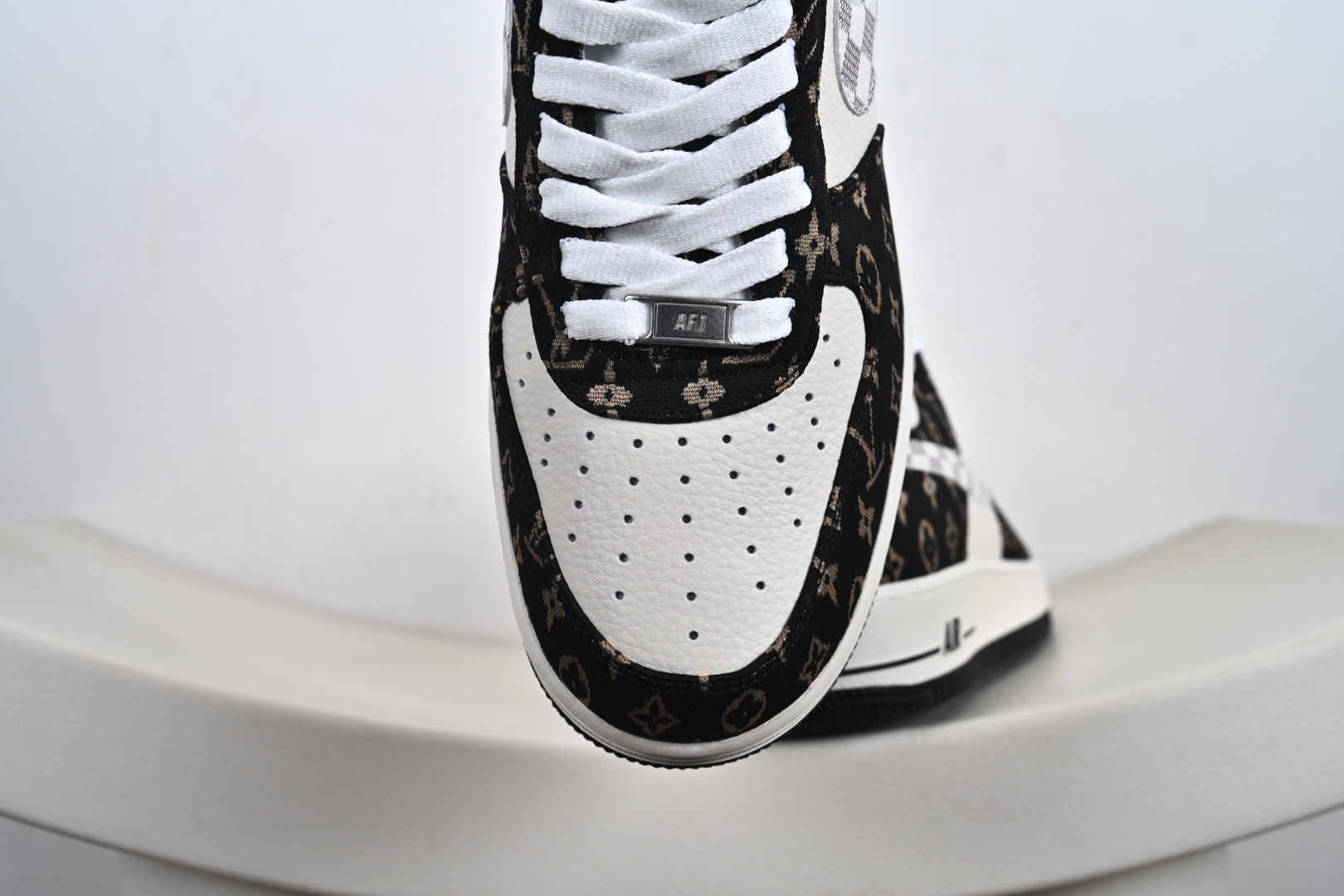 定制版 Nike Air Force 1'07 Low LV联名 黑金织布 空军一号低帮休闲板鞋 BZ6880-104