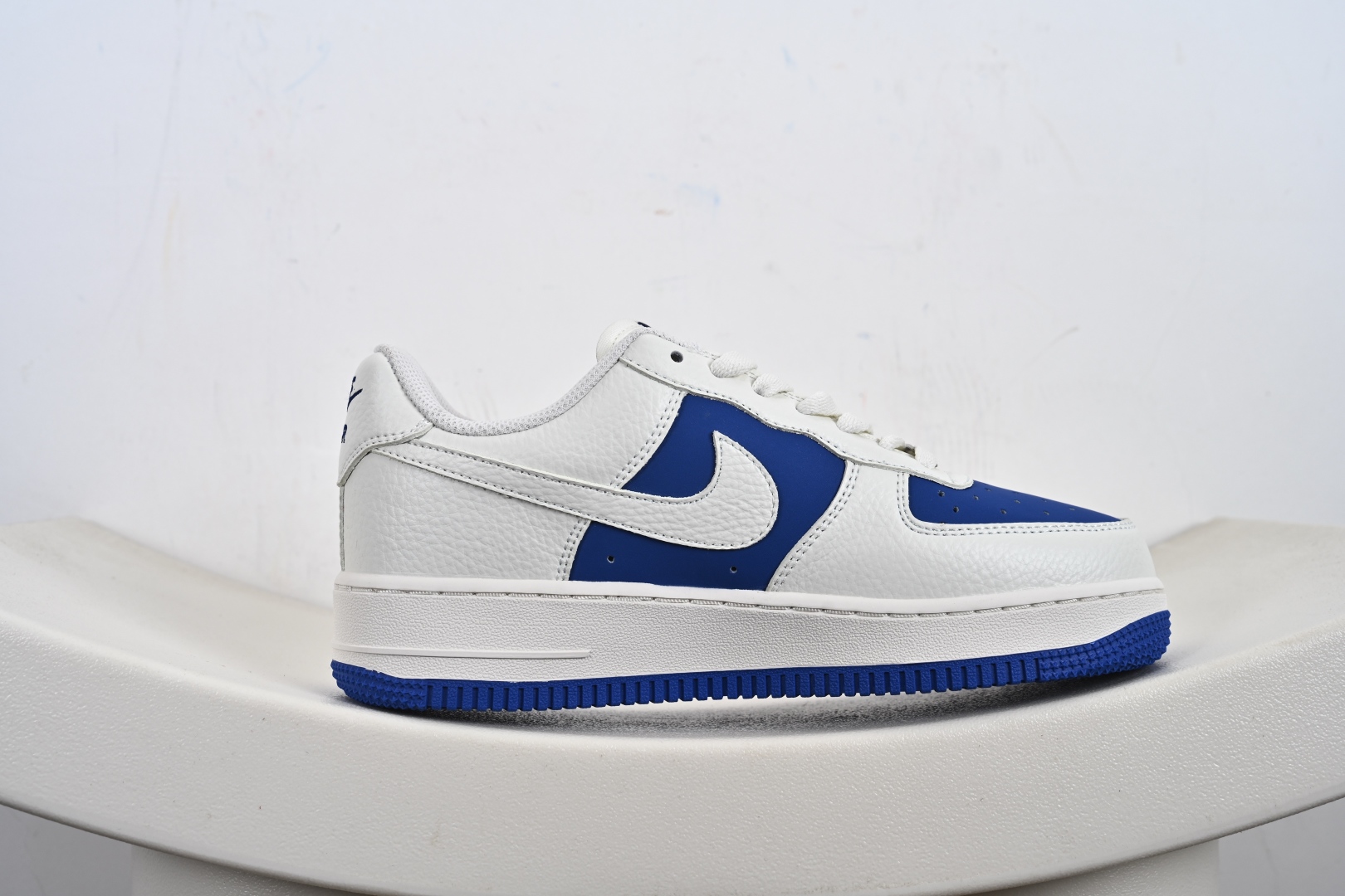 Nike Air Force 1 '07 Low 巴黎世家联名--- 白蓝双色 KX2532-501