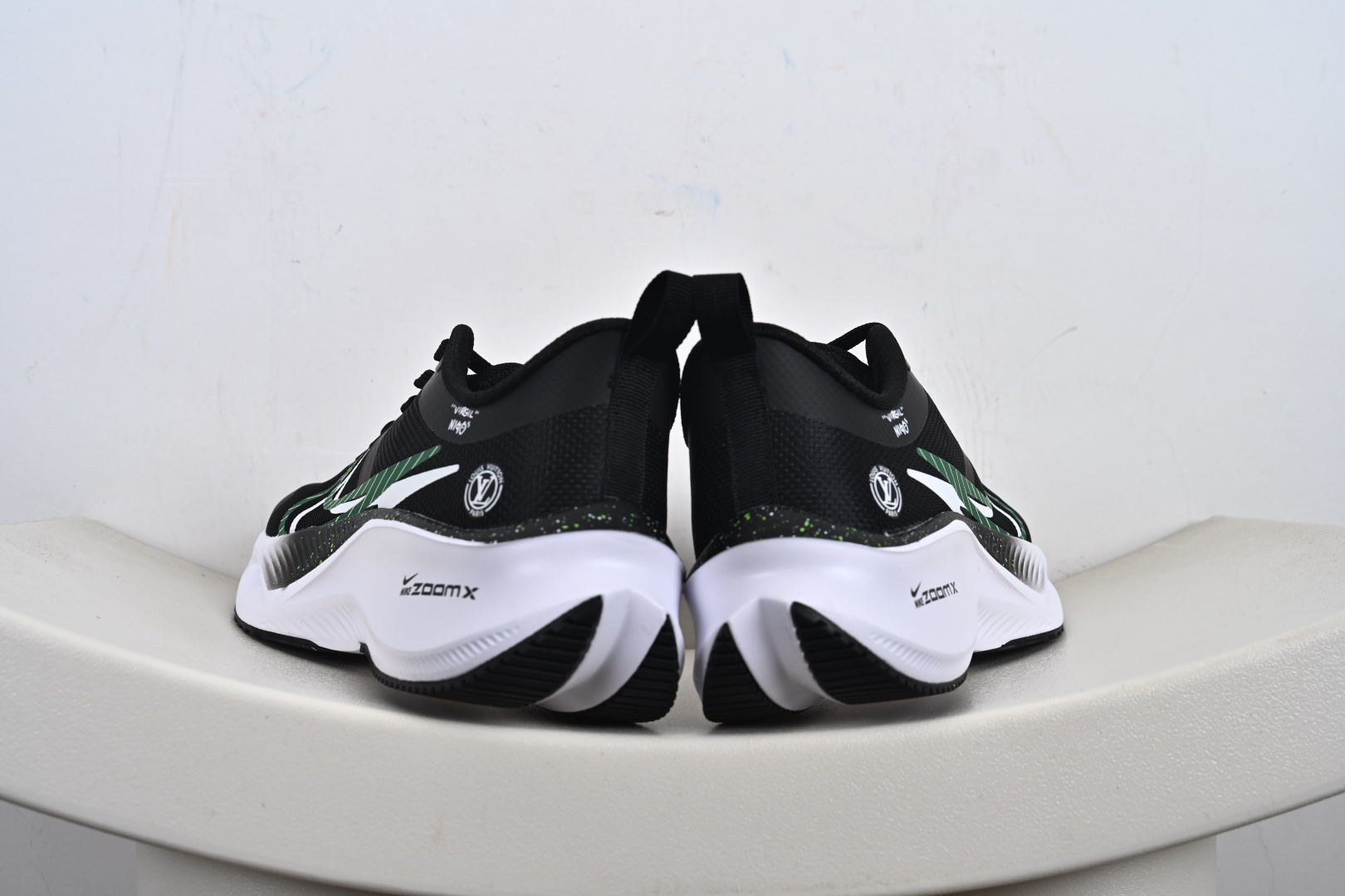 Nike ZOOM Plus LV联名 飞马跑步鞋 CK4318-159