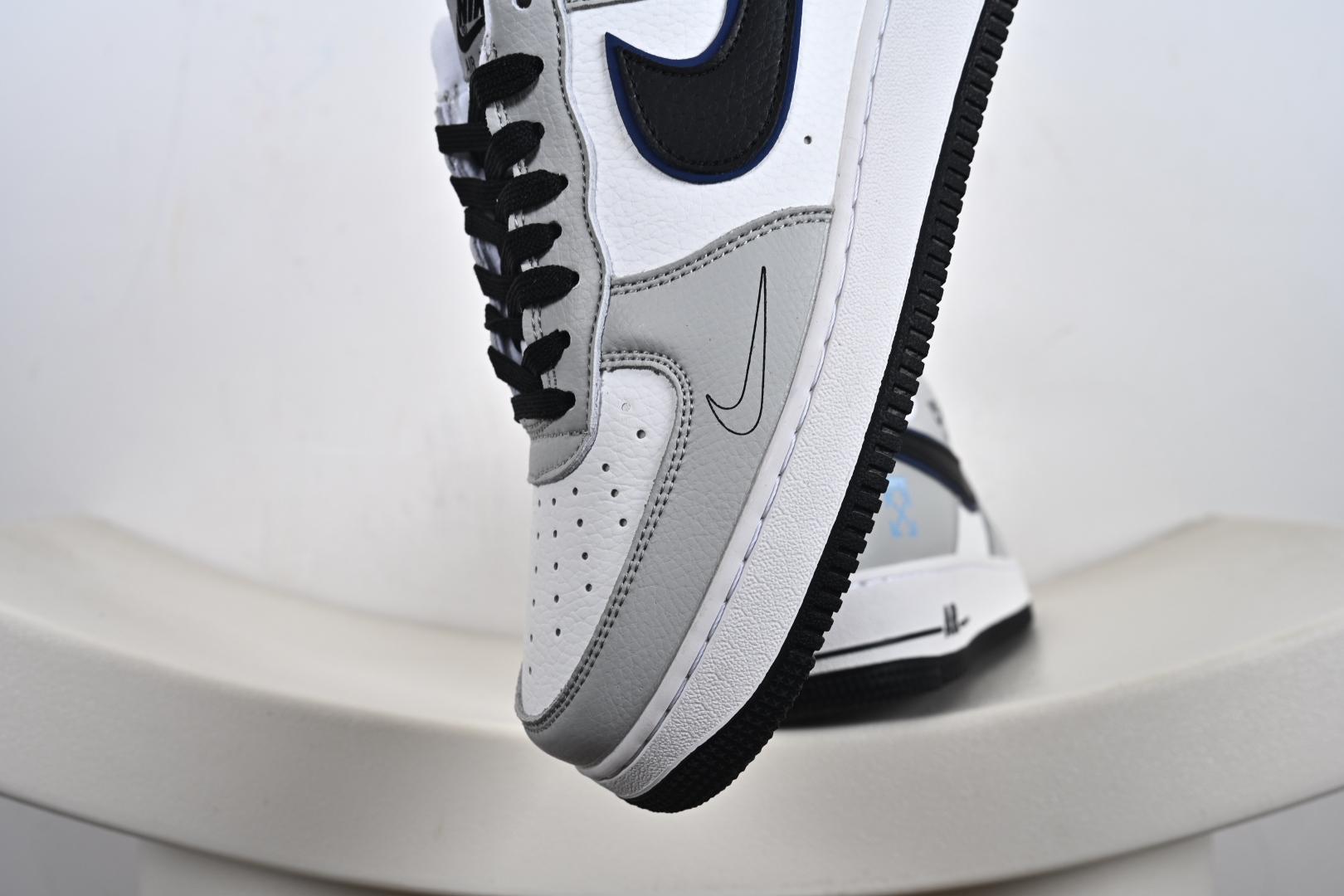 定制版 NIke Air Force 1 '07 Low × OFF WHITE 空军一号OW联名 低帮运动鞋休闲鞋 DQ6628-162