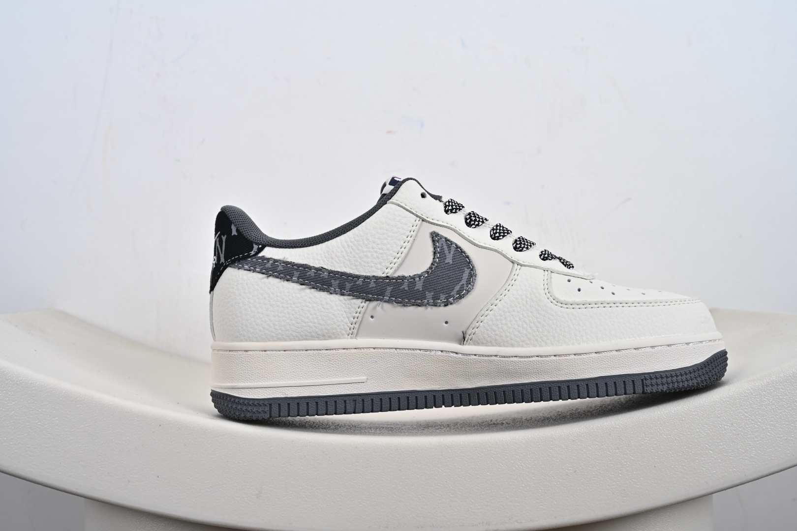 240 NK Air Force 1′07 Low 空军一号低帮百搭休闲运动板鞋 QW5606-264
