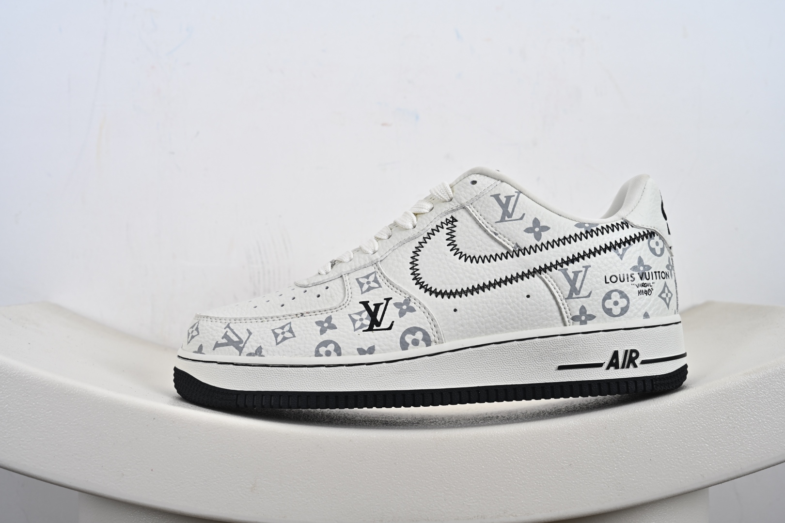 NIke Air Force 1 '07 Low LV联名--米白黑线 空军一号低帮 SC0601-557