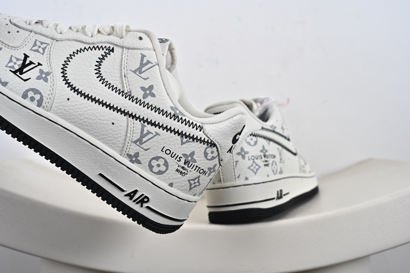 NIke Air Force 1 '07 Low LV联名--米白黑线 空军一号低帮 SC0601-557