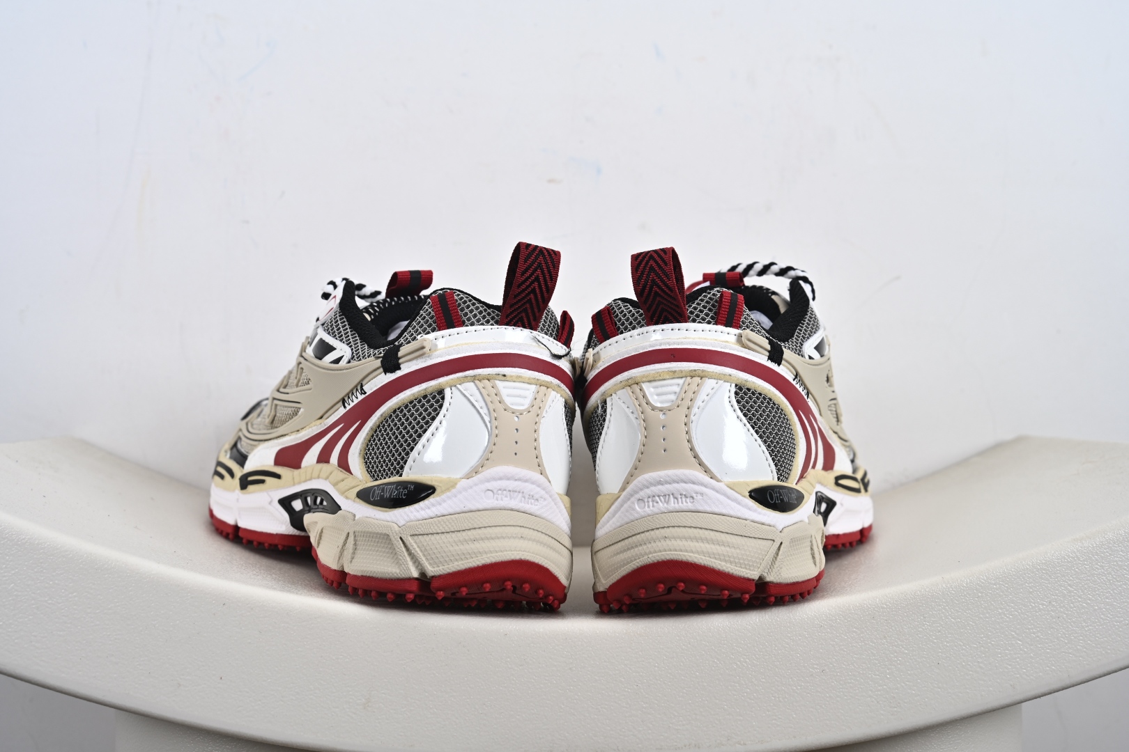 Off-White Be Right Back Sneaker BRB系列低帮三箭头增高运动鞋“奶白黑三箭头”OMIA295C99FAB0000032