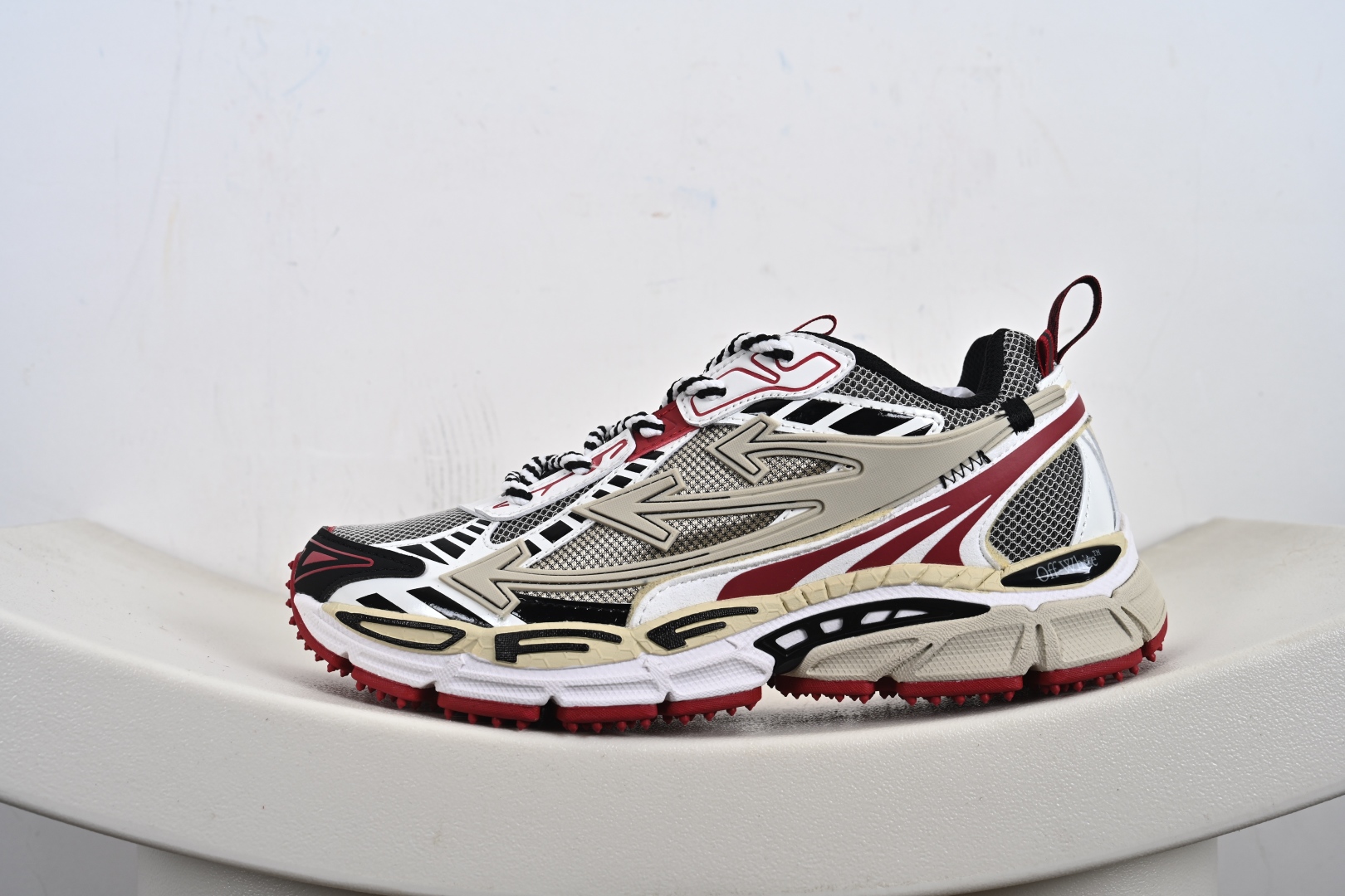 Off-White Be Right Back Sneaker BRB系列低帮三箭头增高运动鞋“奶白黑三箭头”OMIA295C99FAB0000032