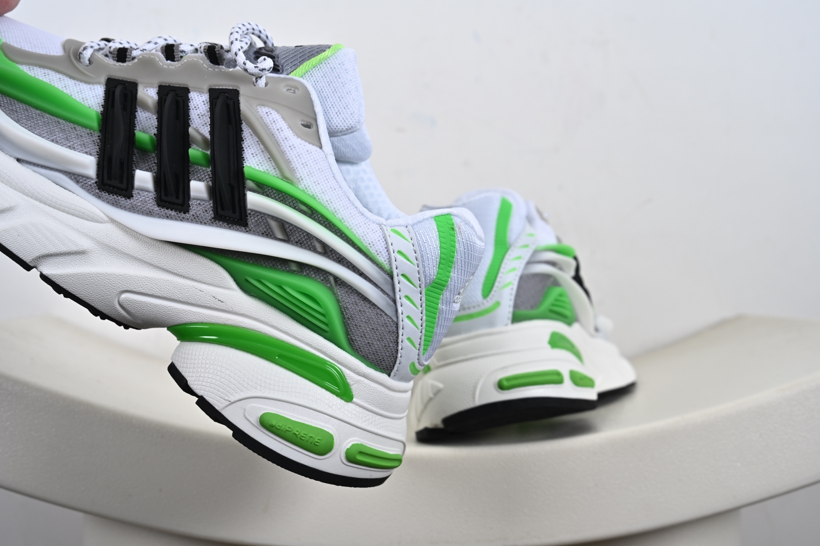 Adidas Originals Adistar Jellyfish JP9269 阿迪复古舒适防滑减震运动鞋