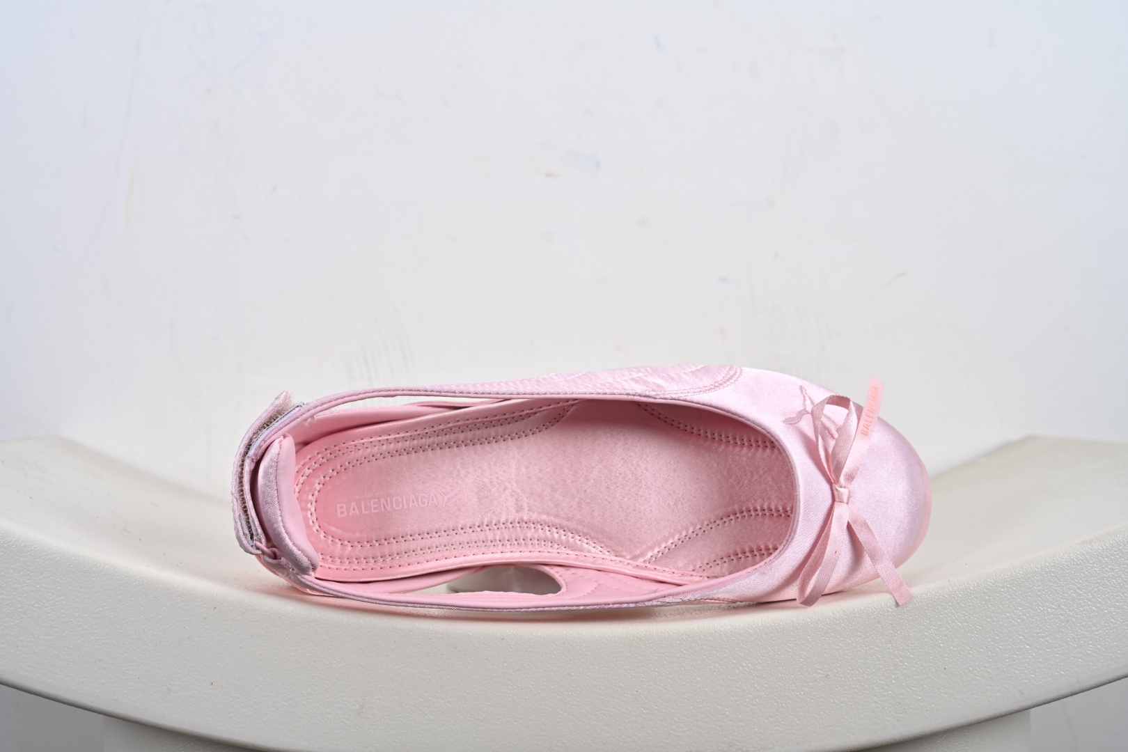 Balenciaga巴黎世家 PUMA/彪马 speedcat 圆头魔术贴做旧 芭蕾舞鞋 女款 彪马凉鞋 847163 WSDST 5500