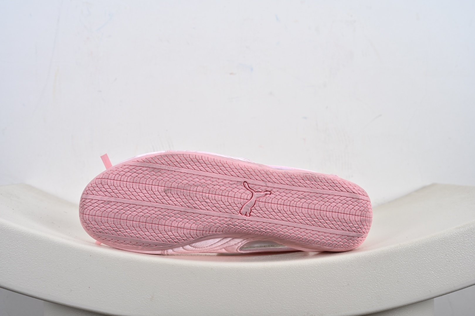 Balenciaga巴黎世家 PUMA/彪马 speedcat 圆头魔术贴做旧 芭蕾舞鞋 女款 彪马凉鞋 847163 WSDST 5500