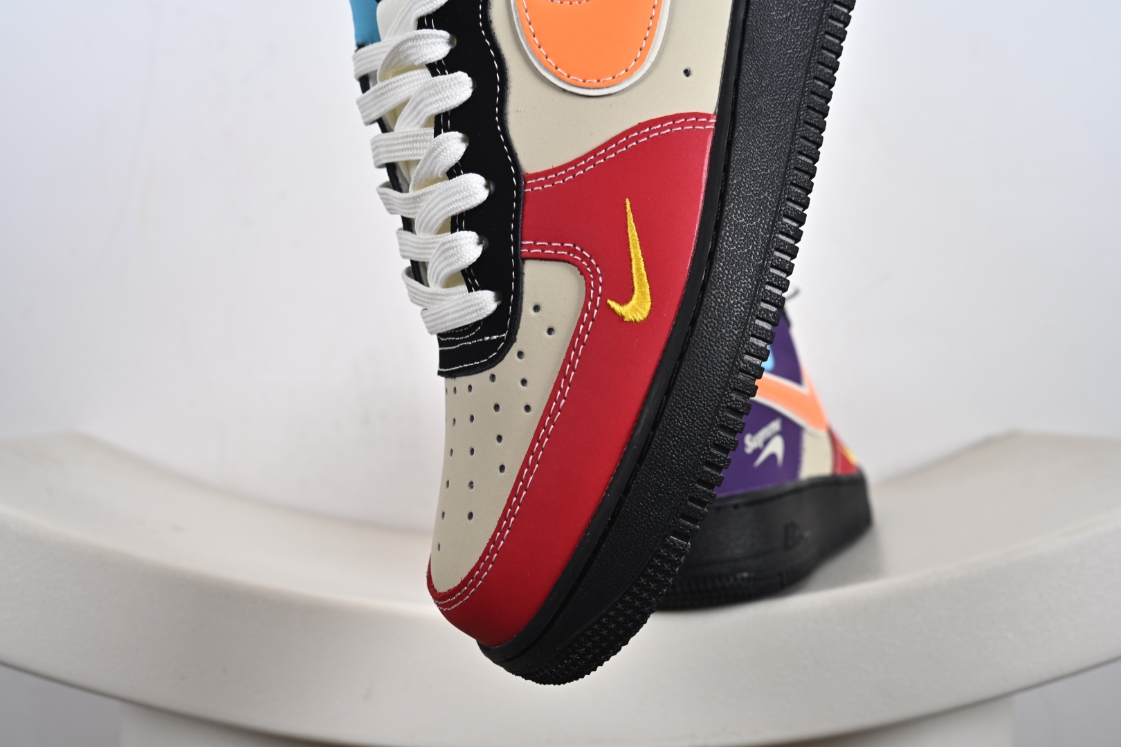 NIke Air Force 1 '07 Low “Supreme联名——红黄紫”空军一号 低帮 运动鞋 休闲鞋 KB1688-004