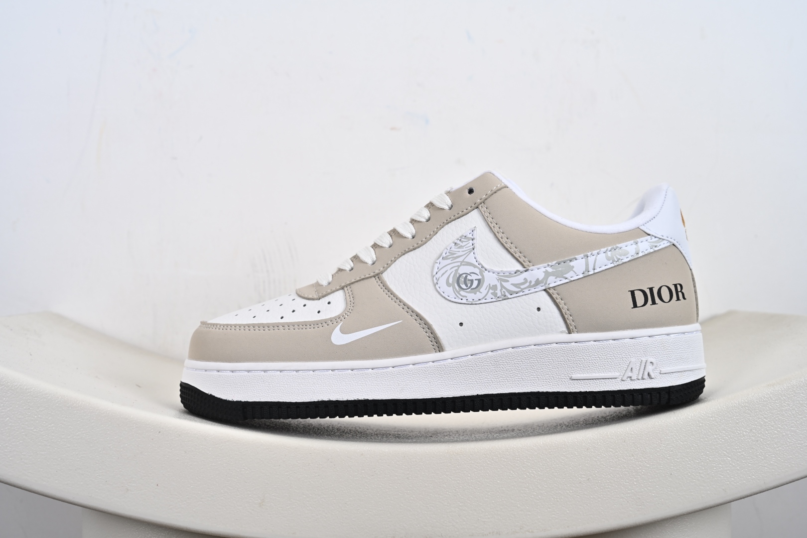 Dior x Nike Air Force 1 Low C迪奥 x 耐克 空军一号 低帮 联名奶白黑 休闲运动板鞋 DQ6628-161