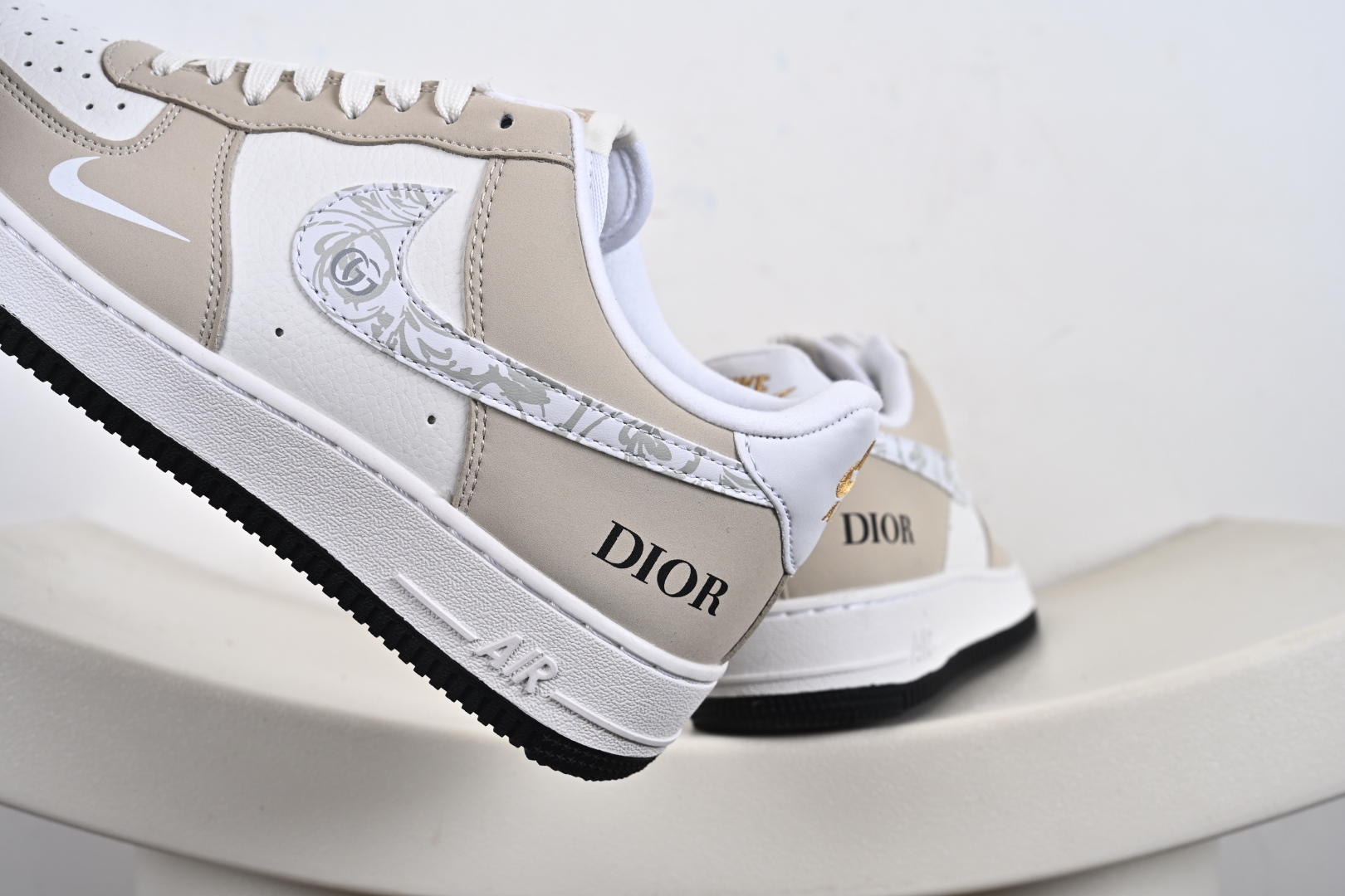 Dior x Nike Air Force 1 Low C迪奥 x 耐克 空军一号 低帮 联名奶白黑 休闲运动板鞋 DQ6628-161
