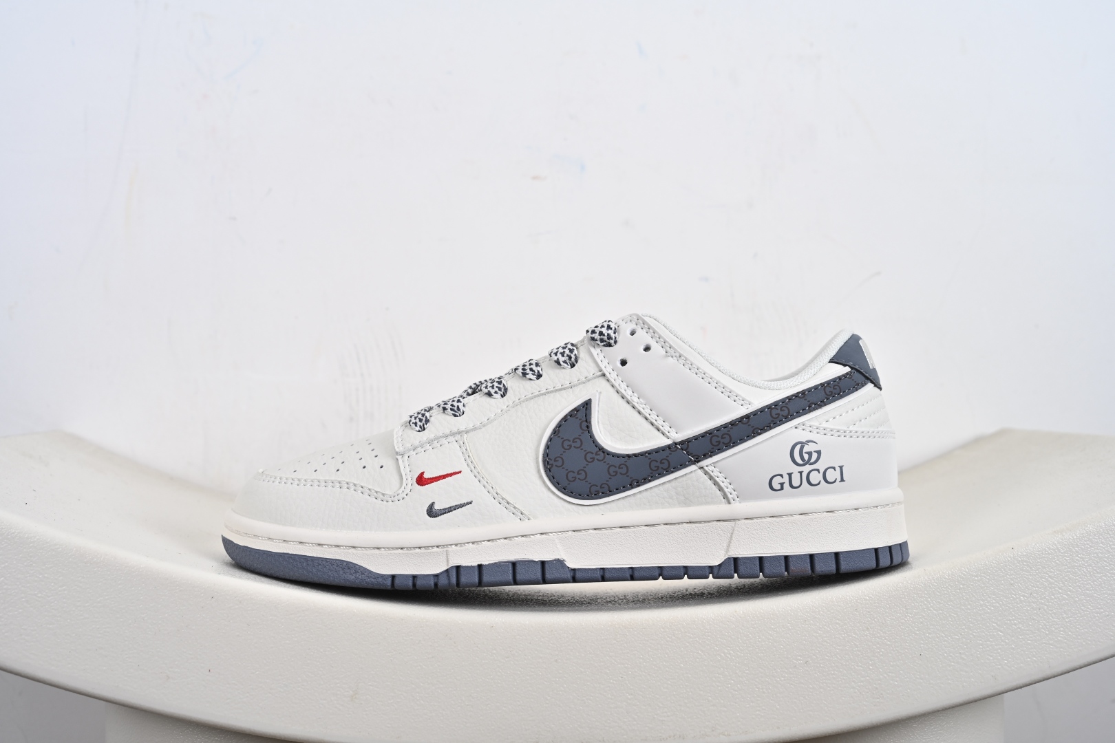 260 定制版 Nike SB Dunk Low 古驰联名 灰花勾 周年高端定制 低帮休闲板鞋 CS1688-121