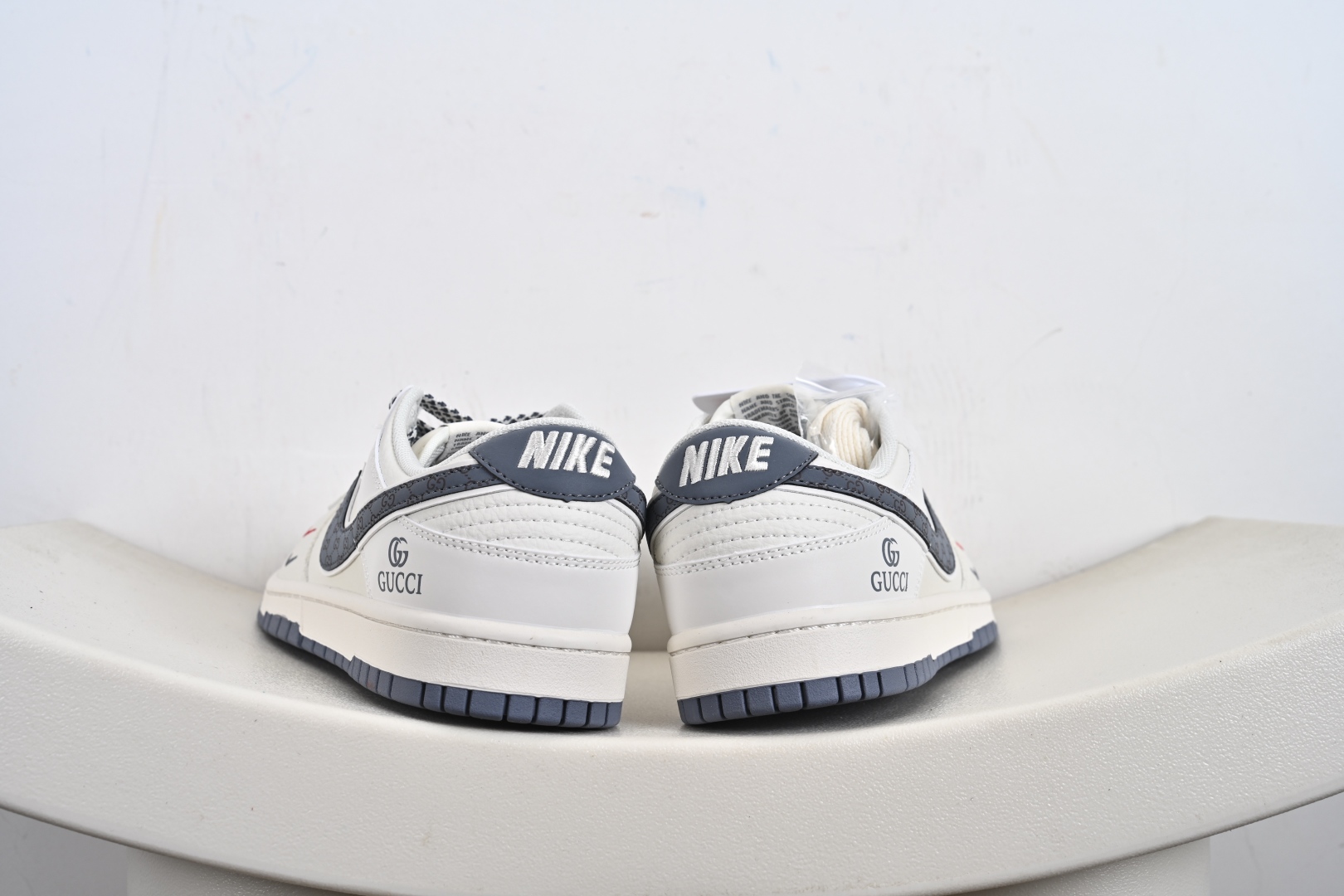 260 定制版 Nike SB Dunk Low 古驰联名 灰花勾 周年高端定制 低帮休闲板鞋 CS1688-121