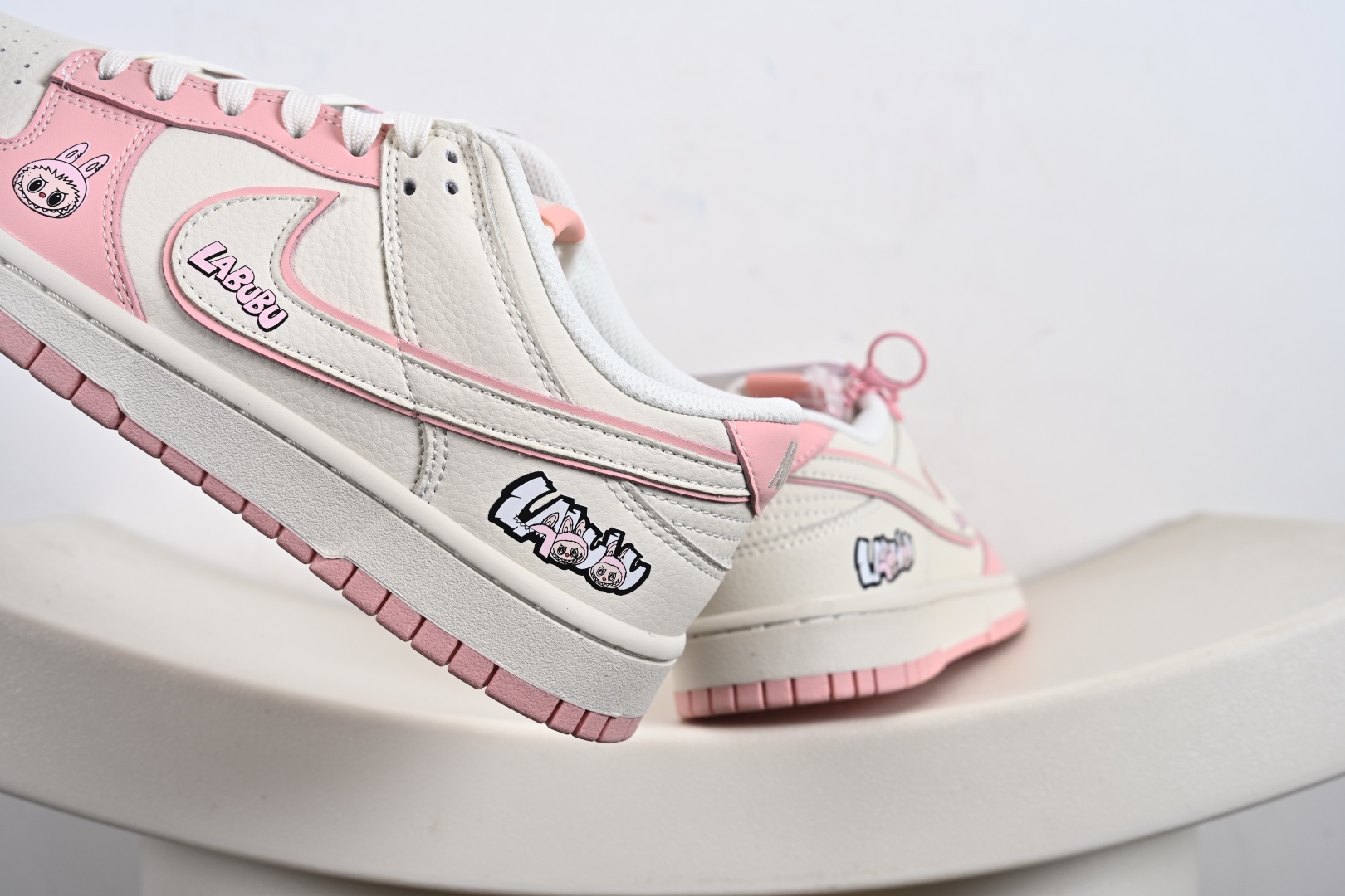 Nike SB Dunk Low “labubu拉布布联名 F高端定制 低帮休闲板鞋 DS6608-009