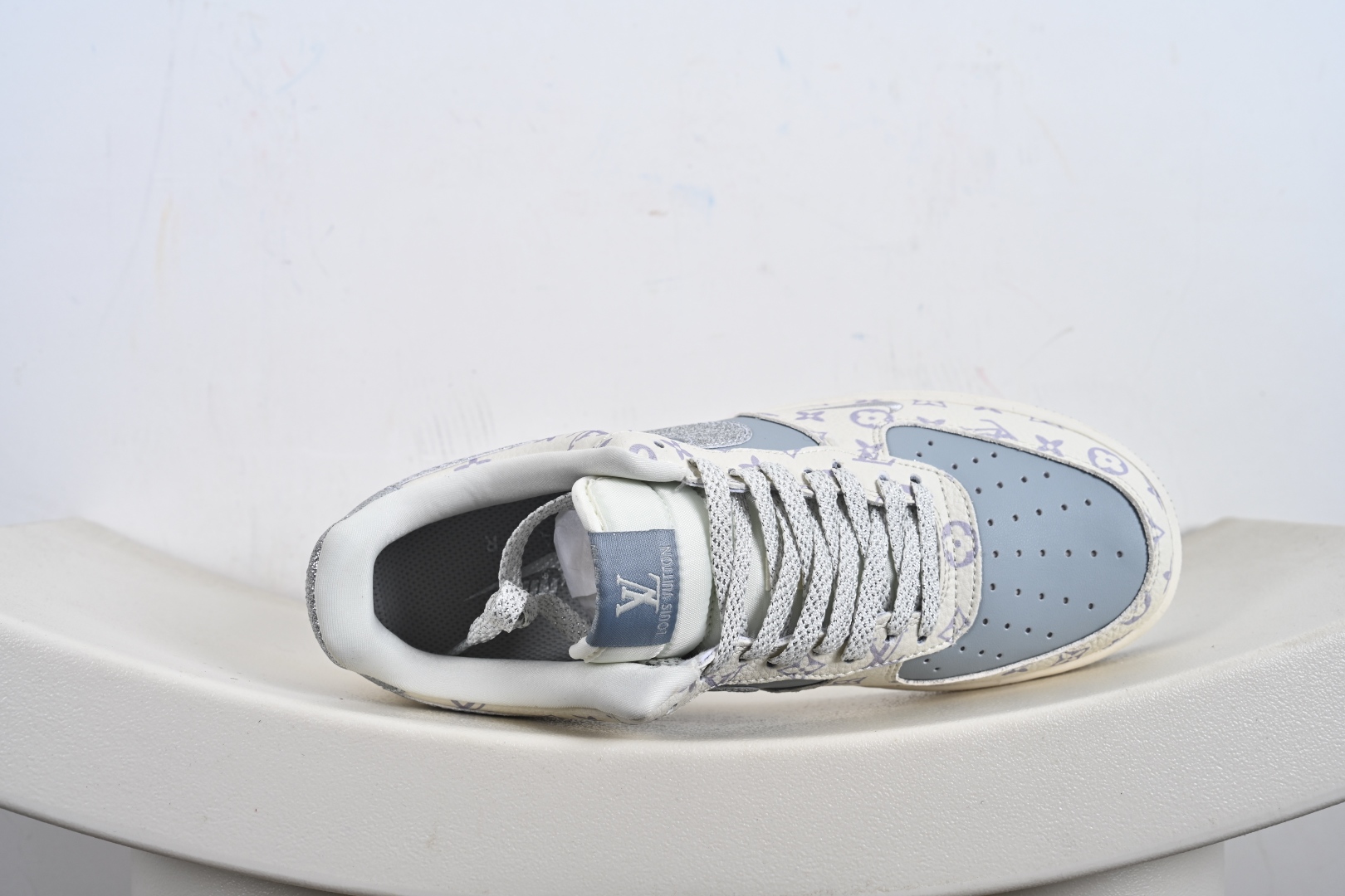 定制版 NIke Air Force 1 '07 Low “LV联名——闪银勾”空军一号 低帮 运动鞋 DF0188-078