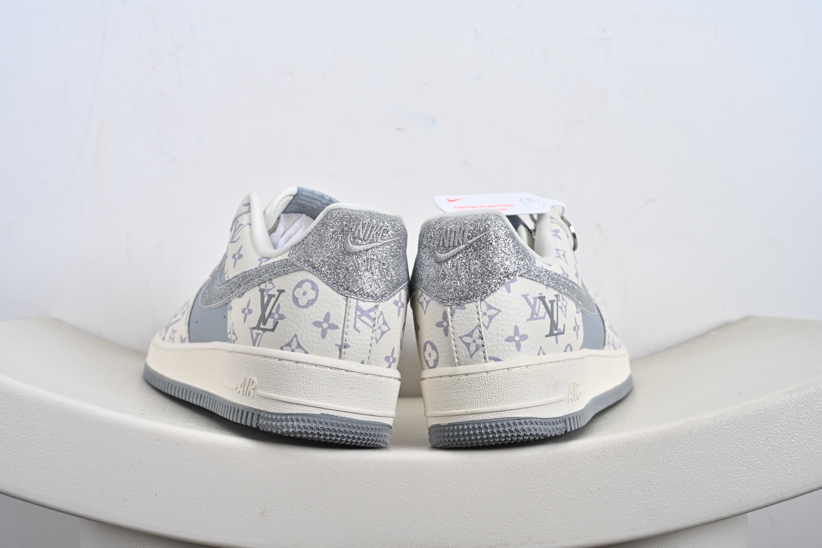 定制版 NIke Air Force 1 '07 Low “LV联名——闪银勾”空军一号 低帮 运动鞋 DF0188-078