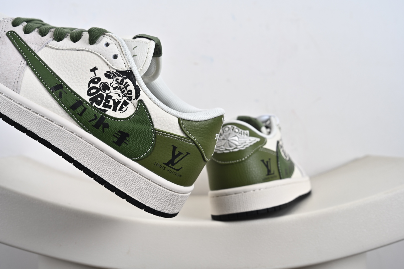 Fragment x Travis Scott x LV Air Jordan 1 Low 三方联名倒钩 HS8068-062