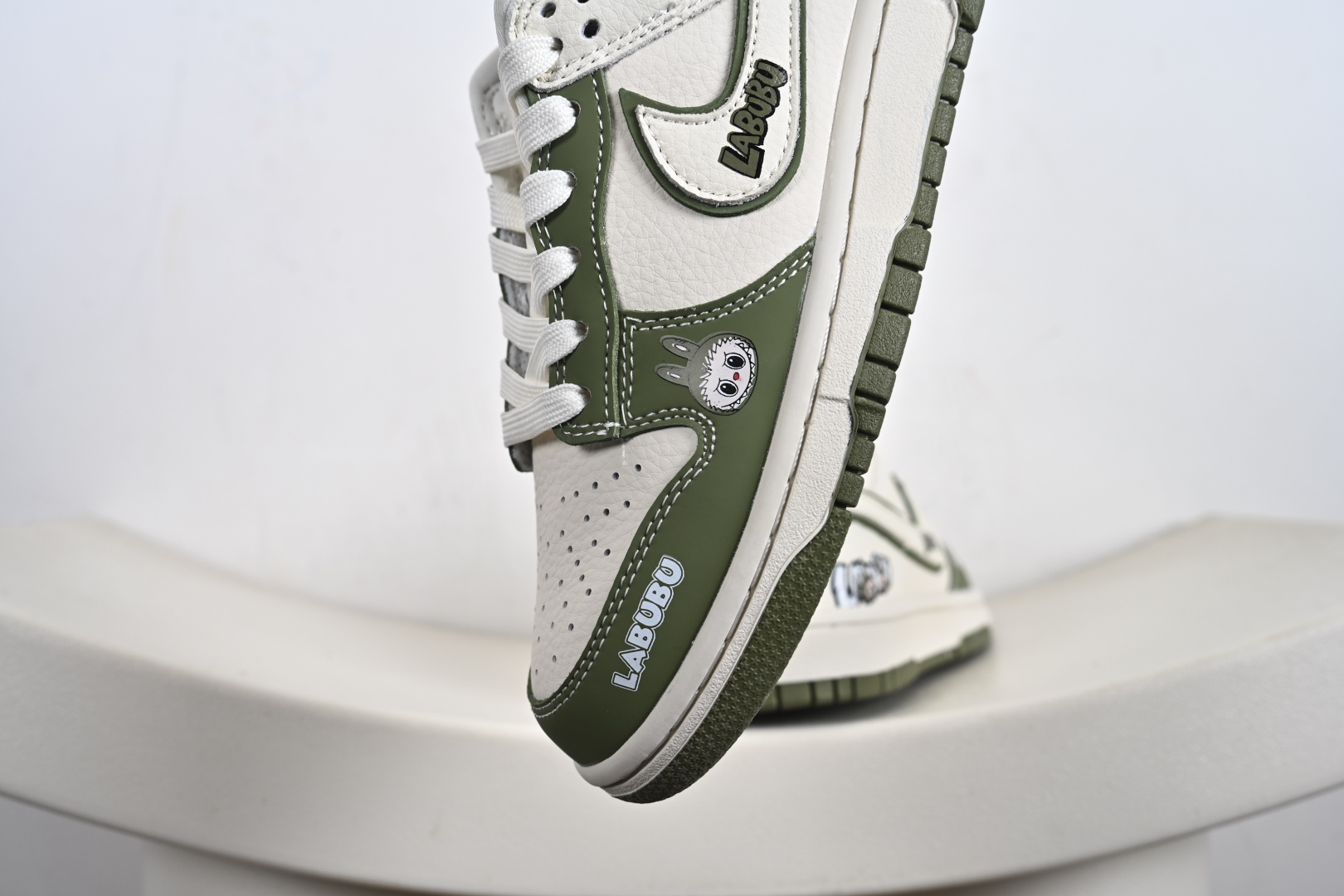 Nike SB Dunk Low “labubu拉布布联名 高端定制 低帮休闲板鞋 DS6608-008