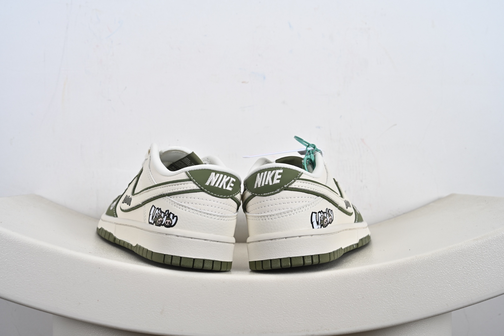 Nike SB Dunk Low “labubu拉布布联名 高端定制 低帮休闲板鞋 DS6608-008