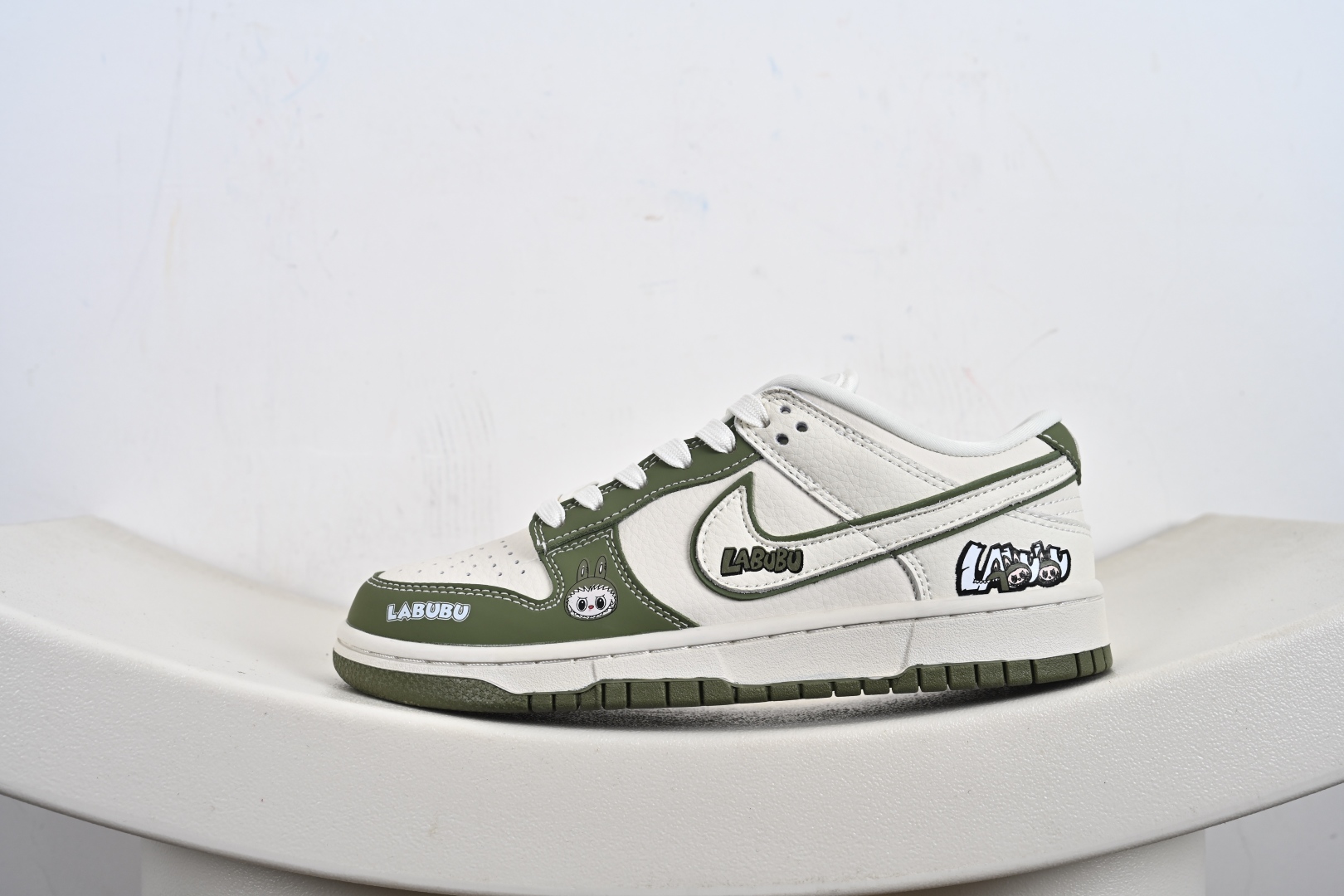 Nike SB Dunk Low “labubu拉布布联名 高端定制 低帮休闲板鞋 DS6608-008