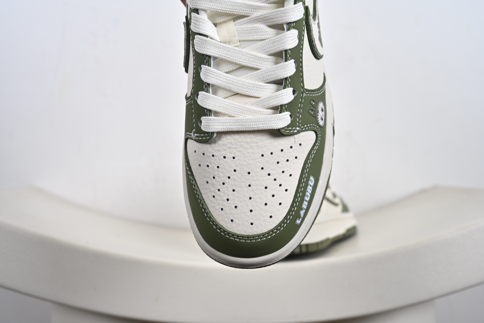 Nike SB Dunk Low “labubu拉布布联名 高端定制 低帮休闲板鞋 DS6608-008