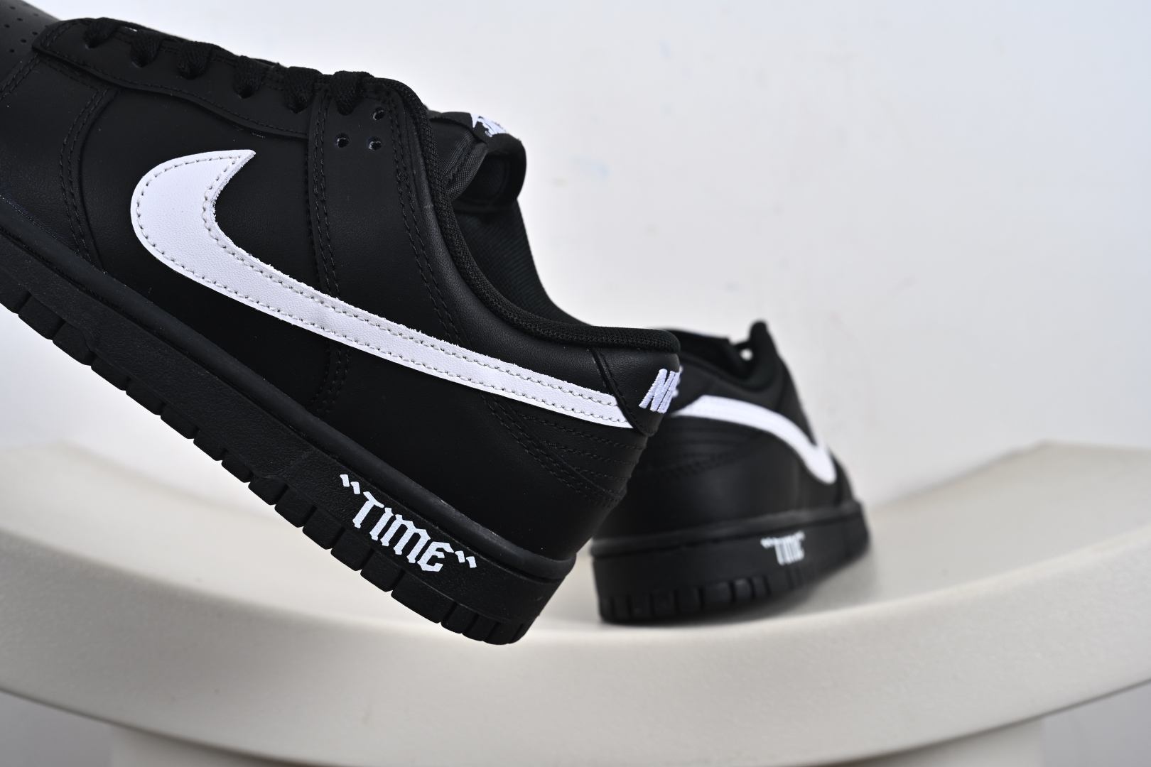 NK Dunk Low 黑武士 HF5441-100