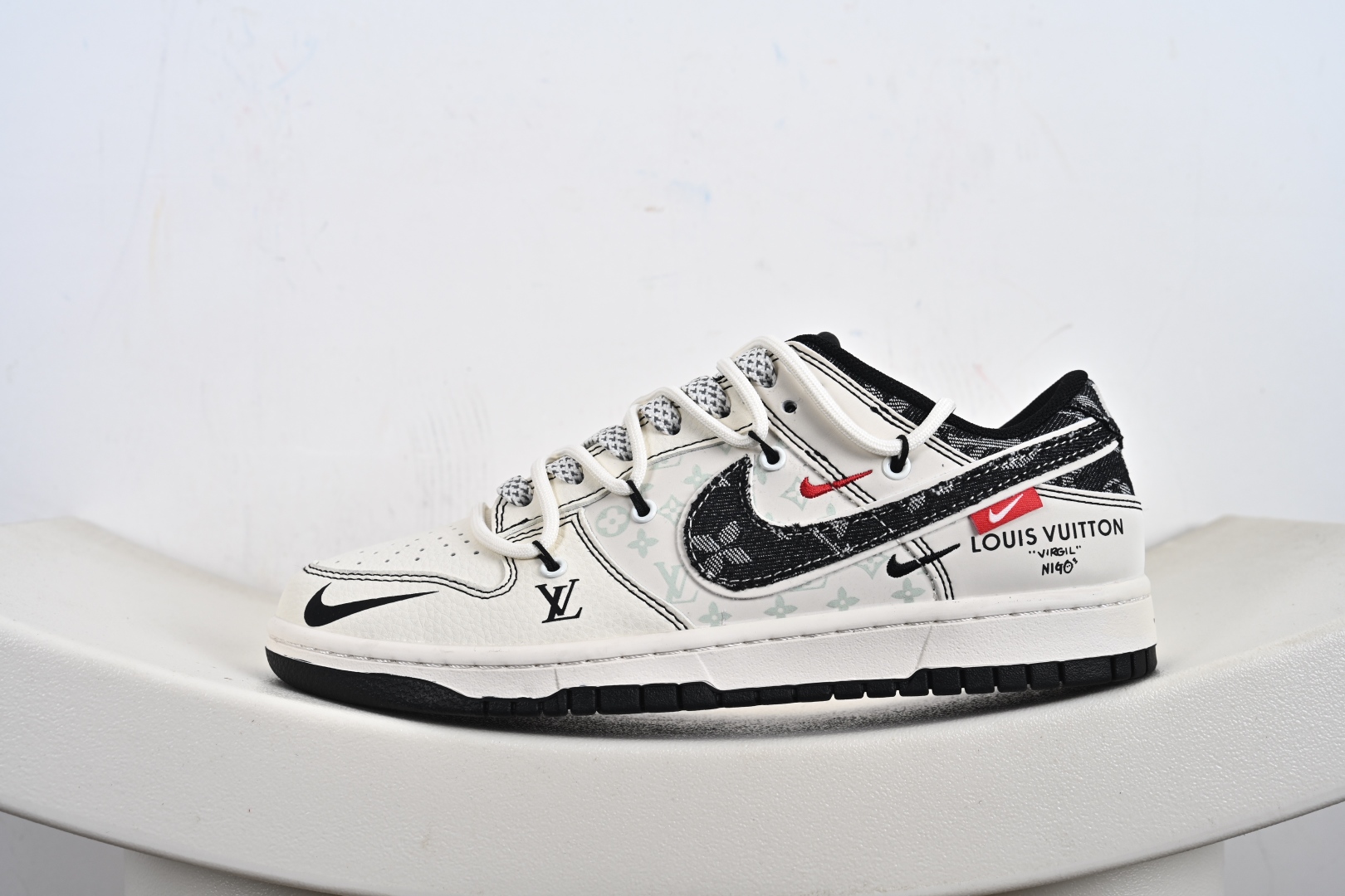 定制版 Nike SB Dunk Low LV联名 黑帆布抽绳 周年高端定制 低帮休闲板鞋 YX5066-380