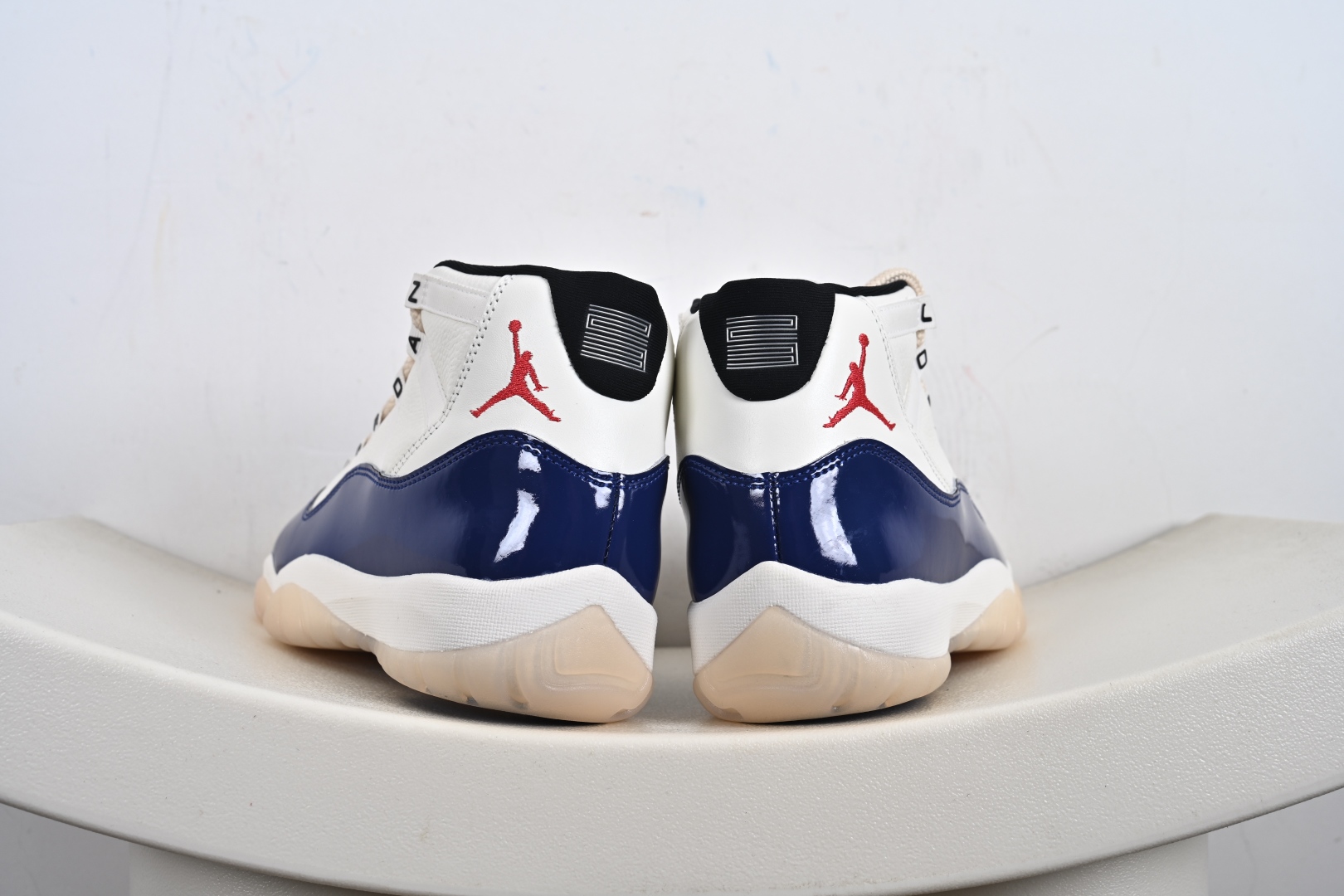 350 Air Jordan 11 稀有空气 IH0296-400