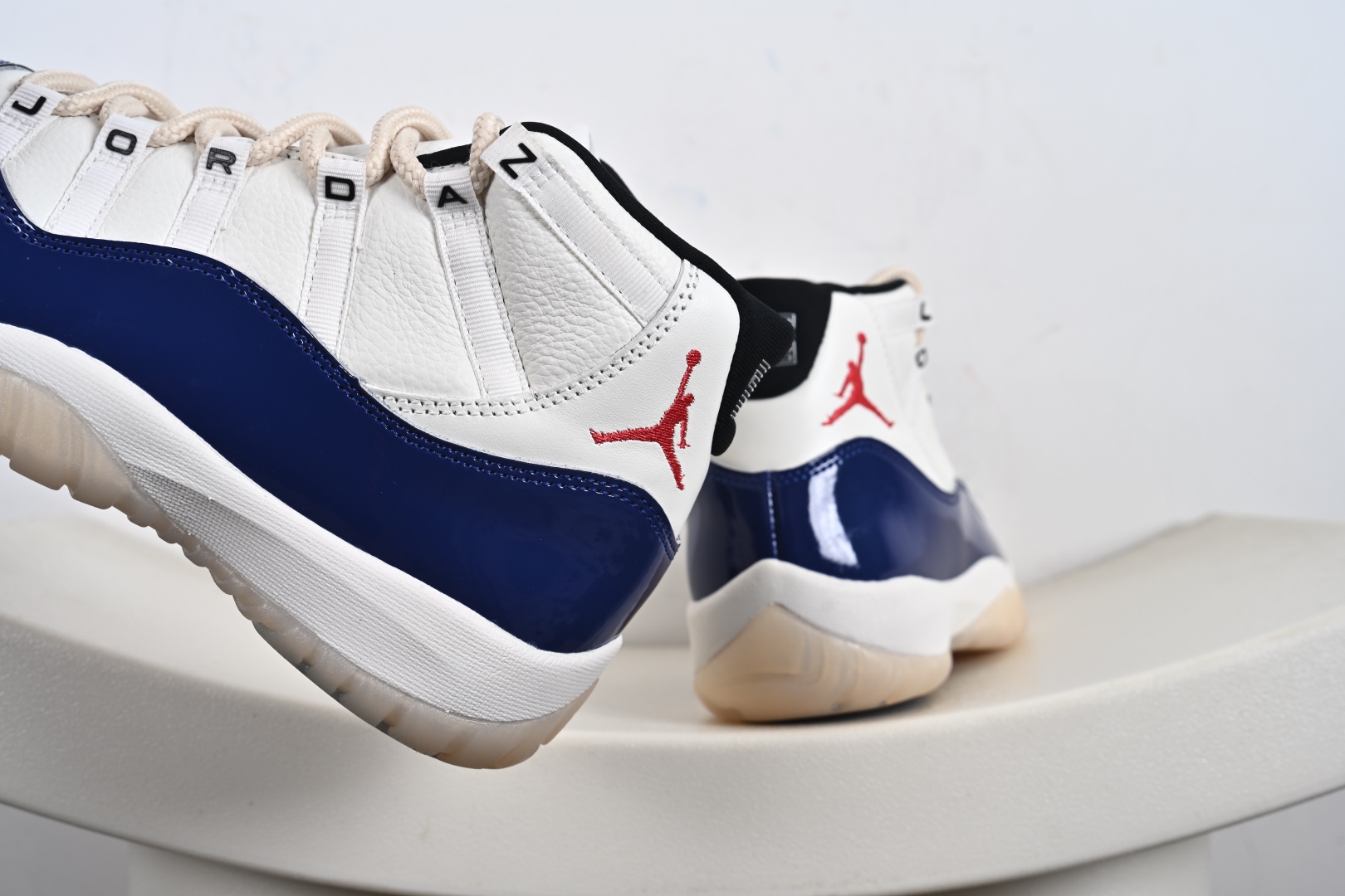 350 Air Jordan 11 稀有空气 IH0296-400