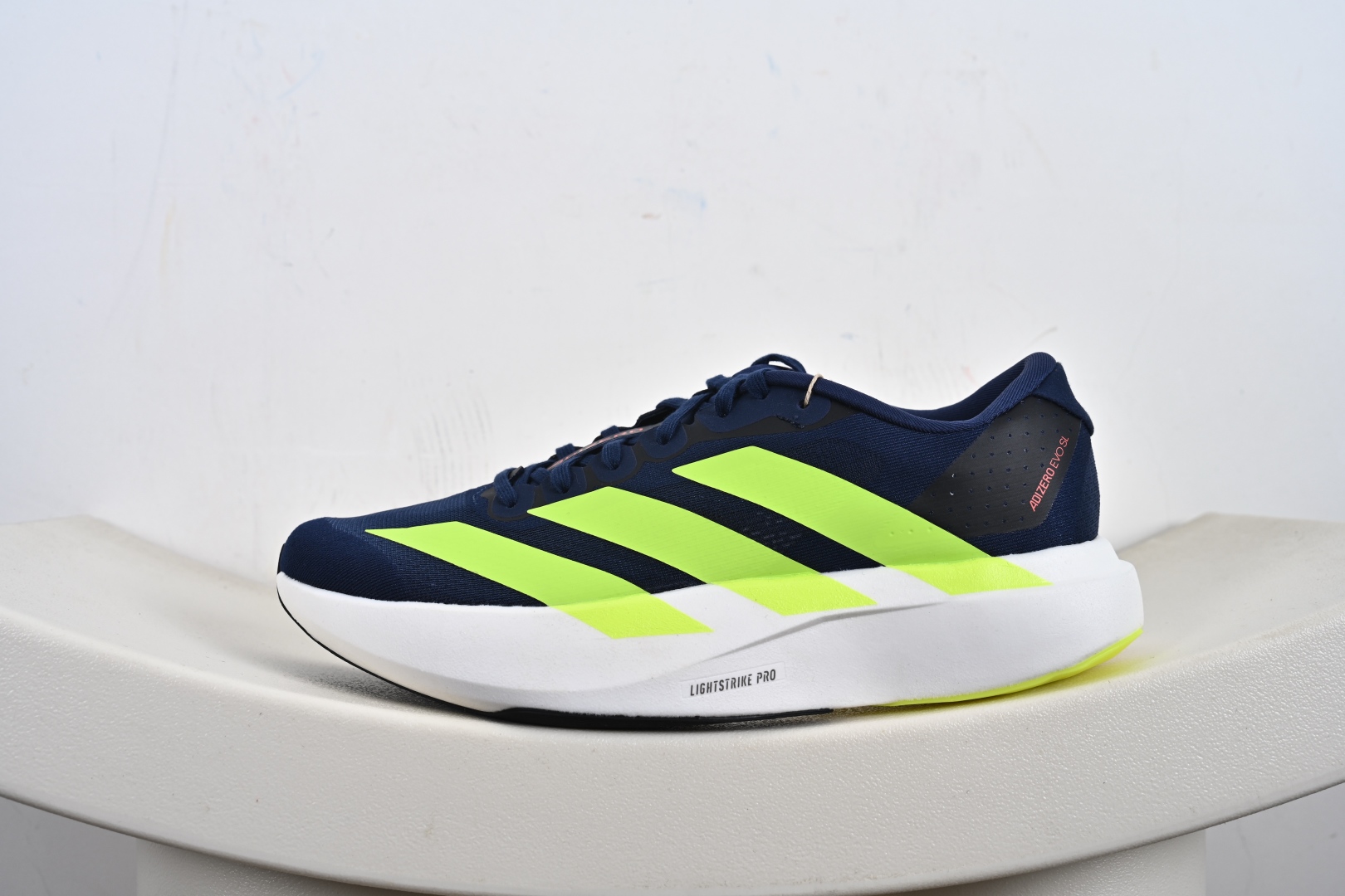220 Adidas Adizero Evo SL 阿迪超轻透气缓震跑鞋 JP7147