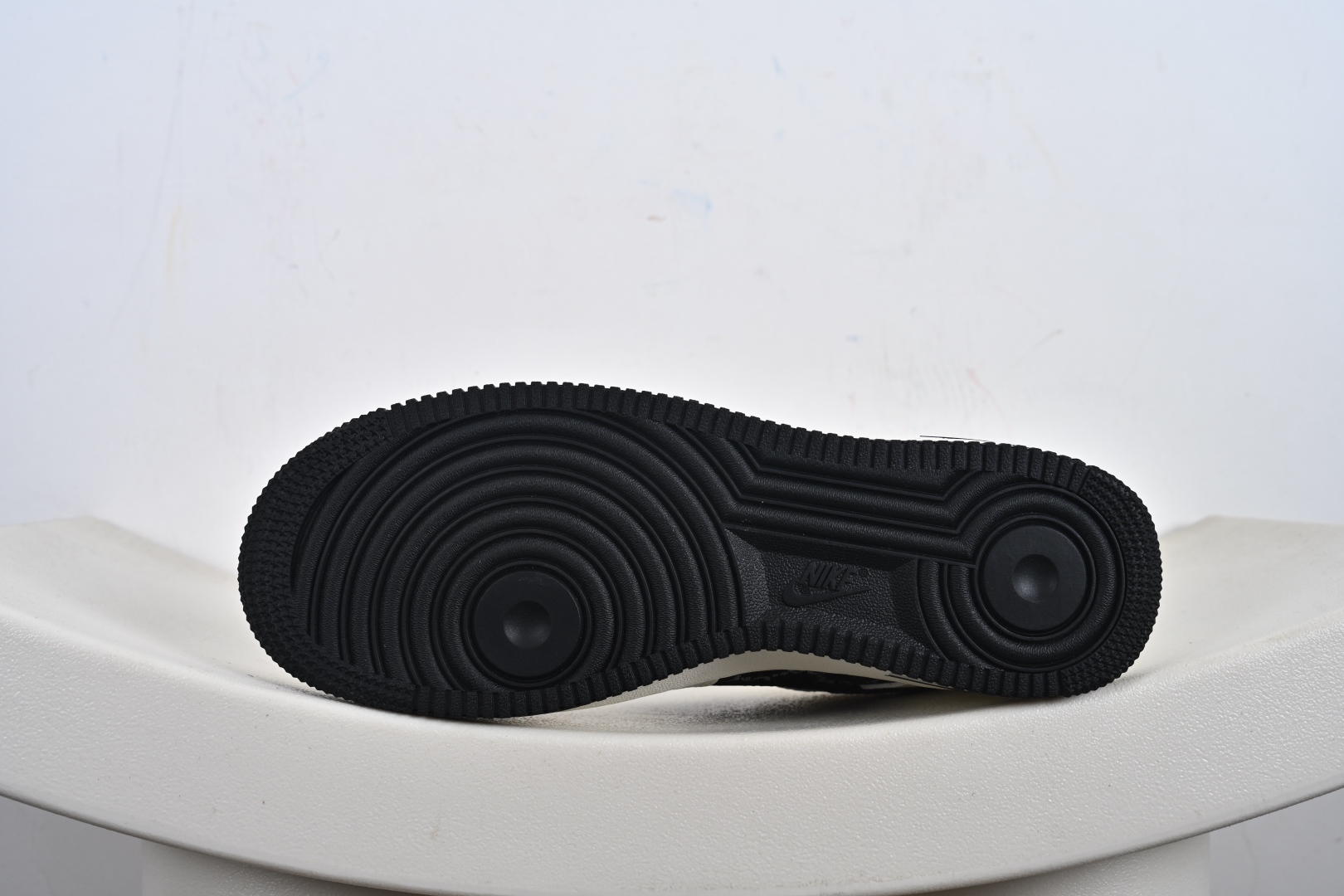 NIke Air Force 1 '07 Low 空军一号低帮 运动鞋 休闲鞋 SC0601-571