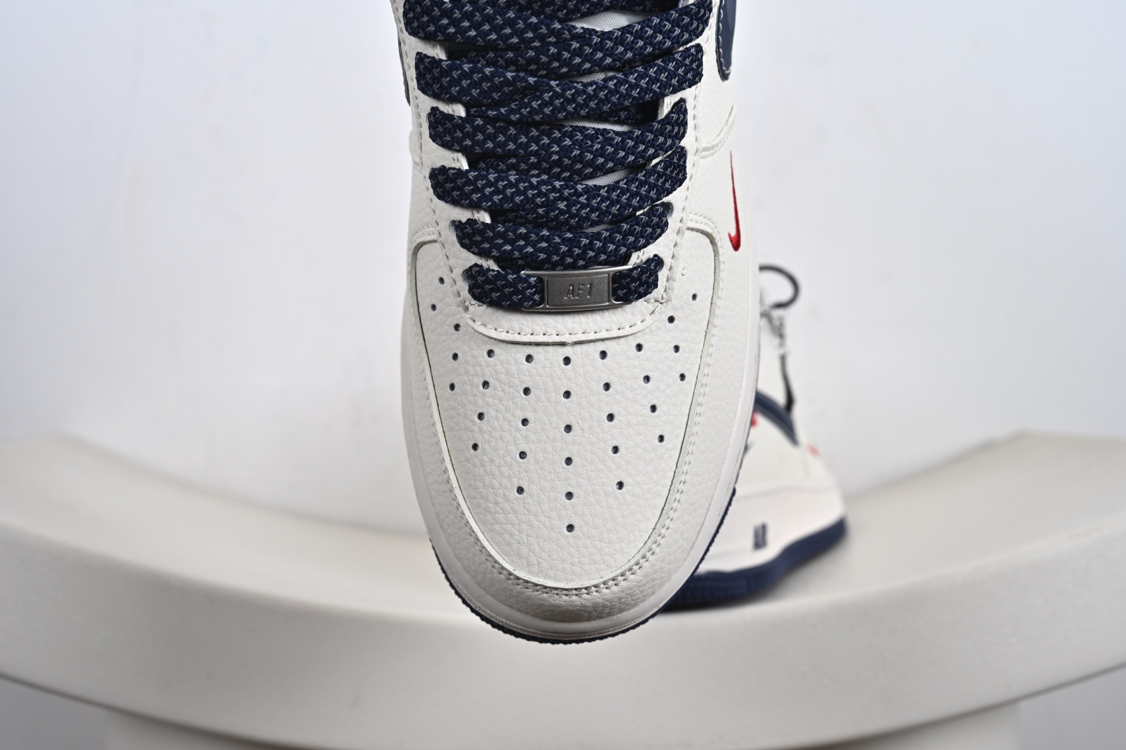 定制版 Nike Air Force 1'07 Low Supreme联名 米蓝勾 空军一号低帮休闲板鞋 HH7518-071